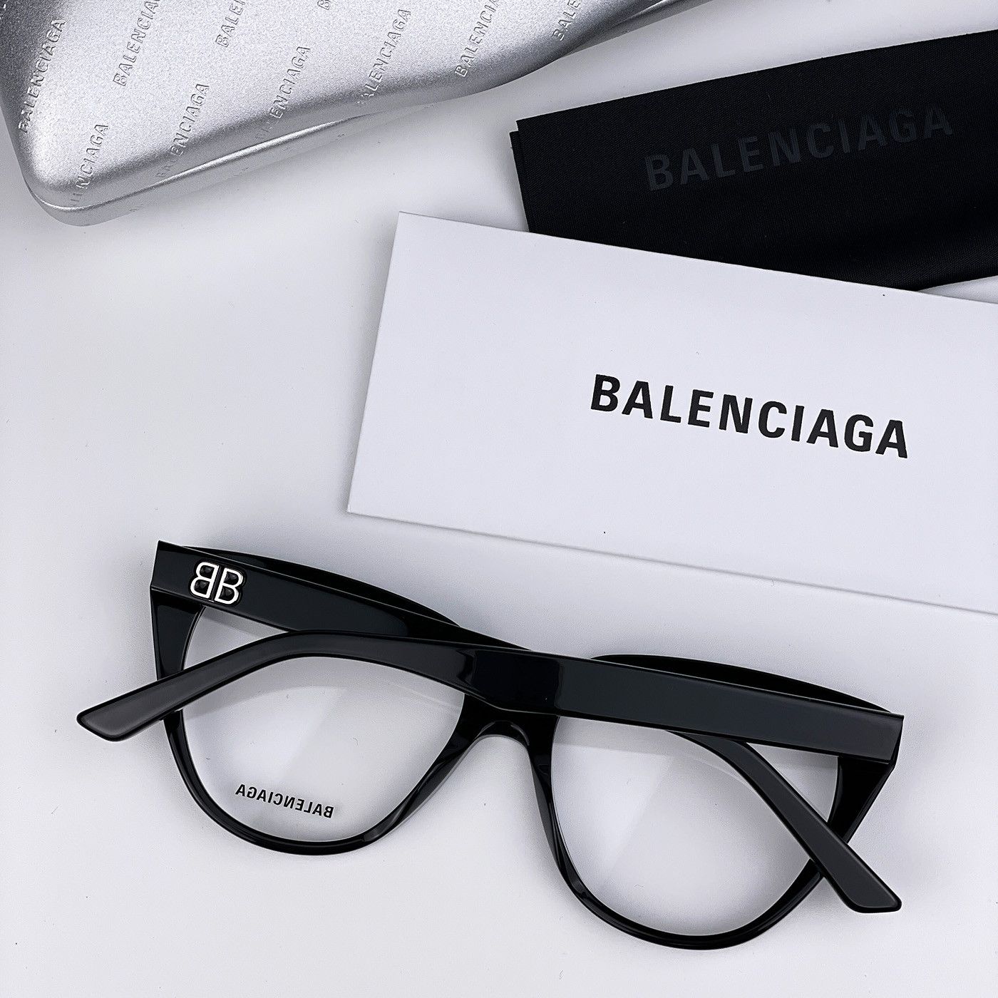 Balenciaga NEW Balenciaga BB0129O 001 Black Butterfly Women Eyeglasses Size ONE SIZE - 7 Thumbnail