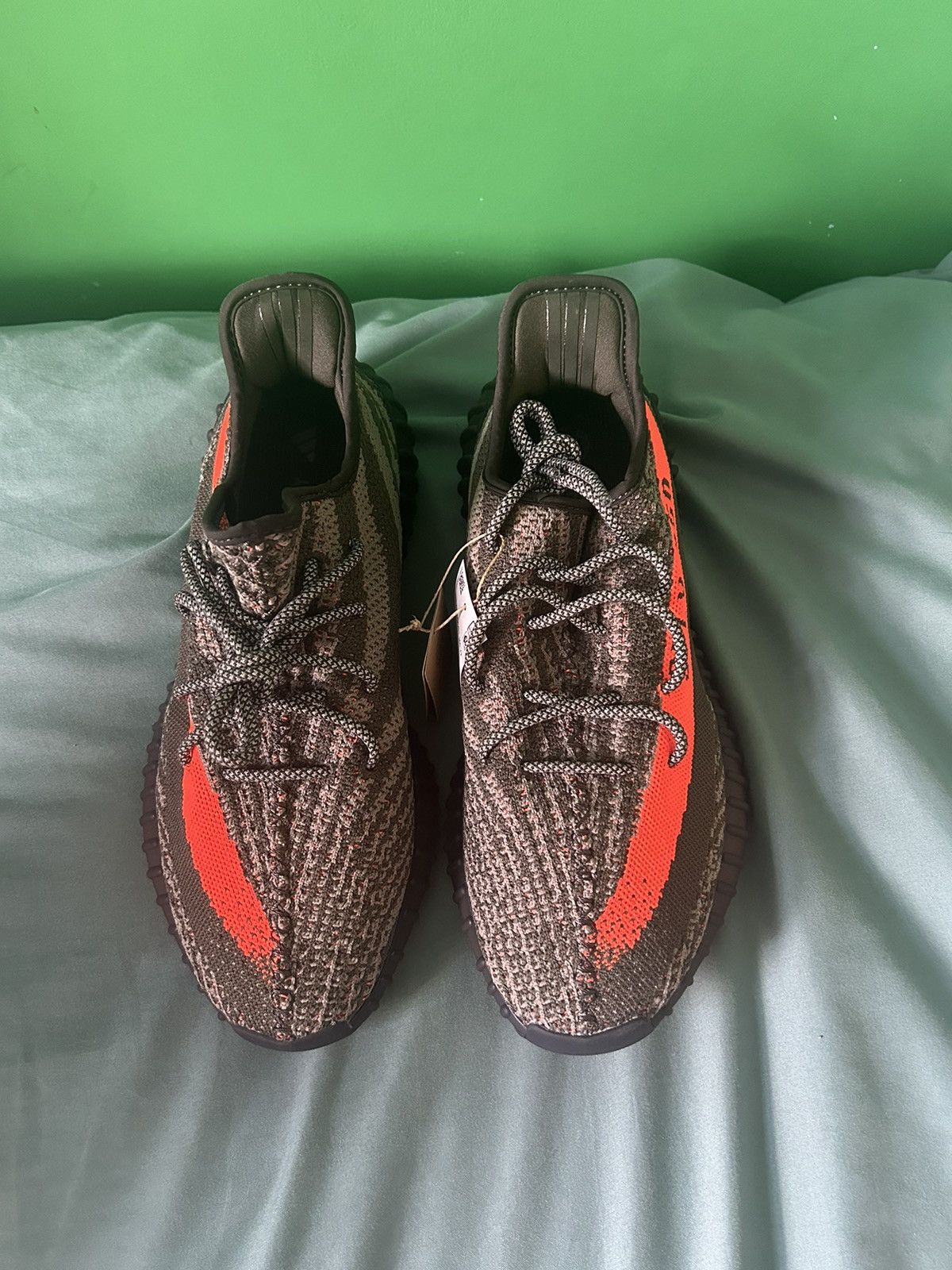 Adidas Adidas Yeezy Boost 350 V2 Carbon Beluga 2023 Size US 11.5 / EU 44-45 - 5 Thumbnail