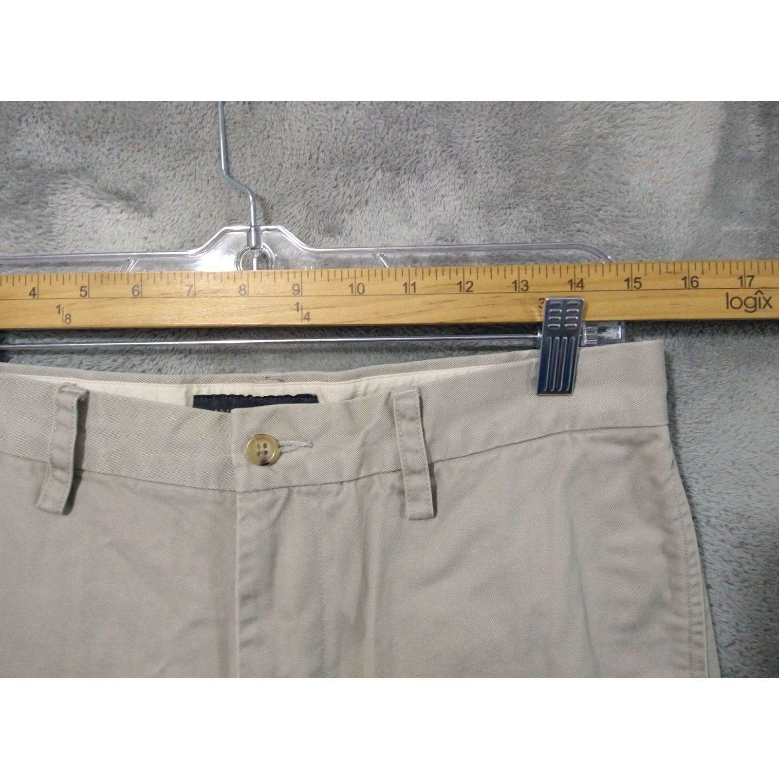 Banana Republic Banana Republic Chino Pants Mens Beige Cotton Flat Front Tapered Leg 33x28 Casual Size US 33 - 3 Thumbnail
