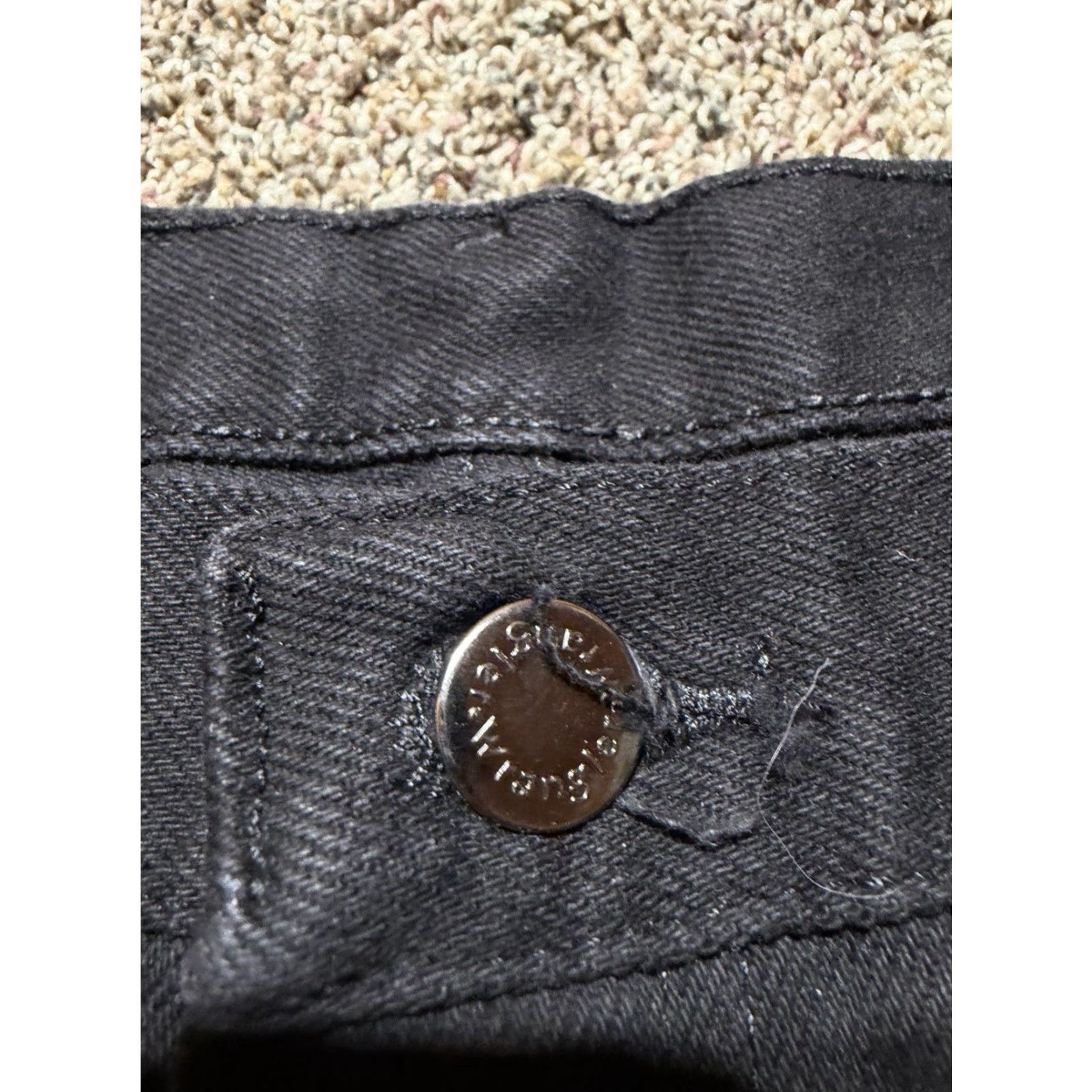 Wrangler Wrangler Relaxed Fit Jeans Men 38 Black Denim 38X30 EUC Size US 38 / EU 54 - 3 Thumbnail
