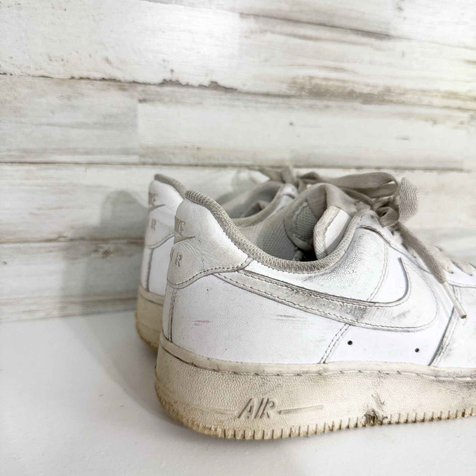 Nike Nike Shoes Sz 7.5 Air Force 1 White Leather Low Top Sneakers Size US 7.5 / IT 37.5 - 3 Thumbnail