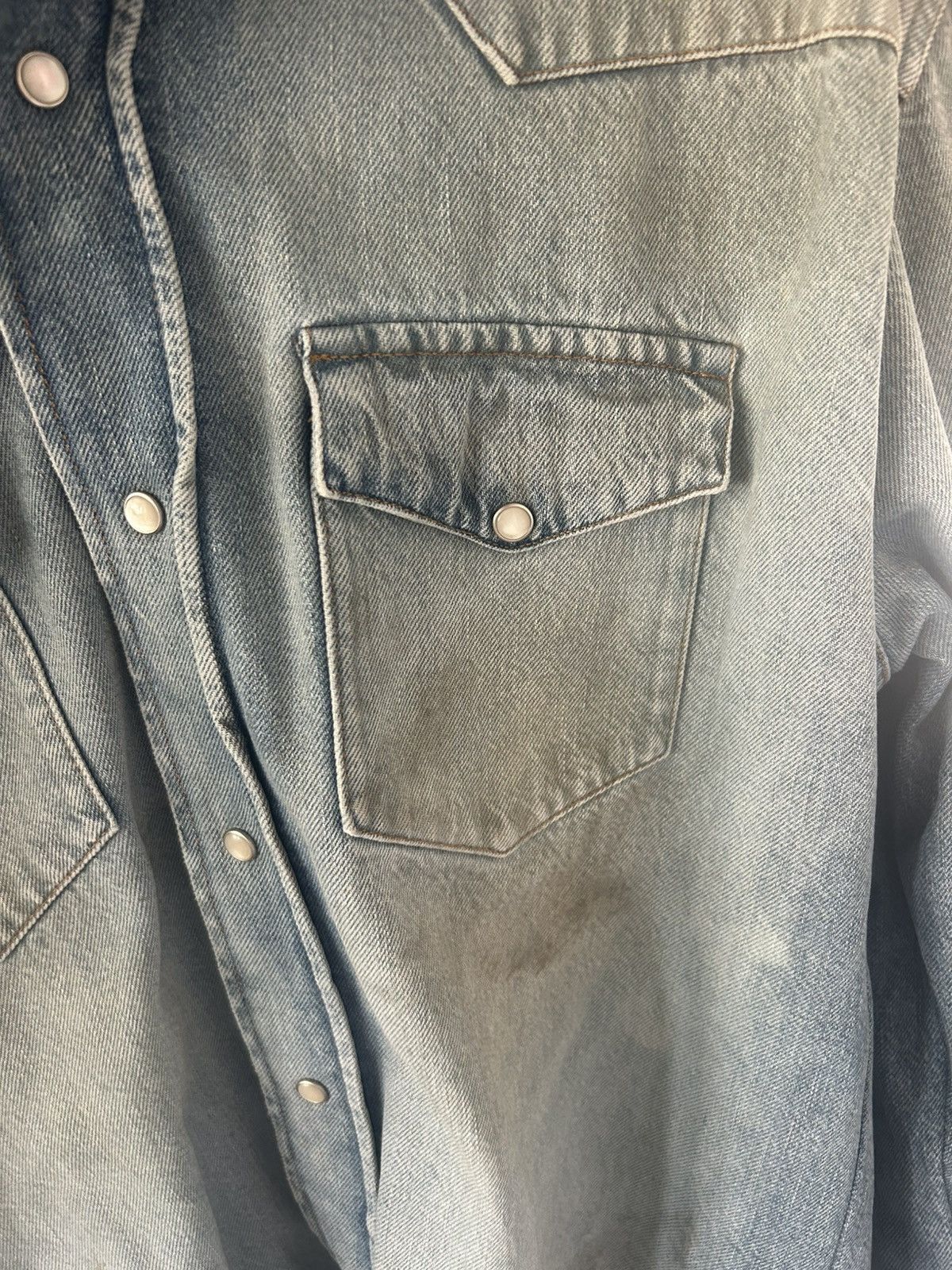 Acne Studios Acne Studios Distressed Western Denim Shirt Size US L / EU 52-54 / 3 - 4 Thumbnail