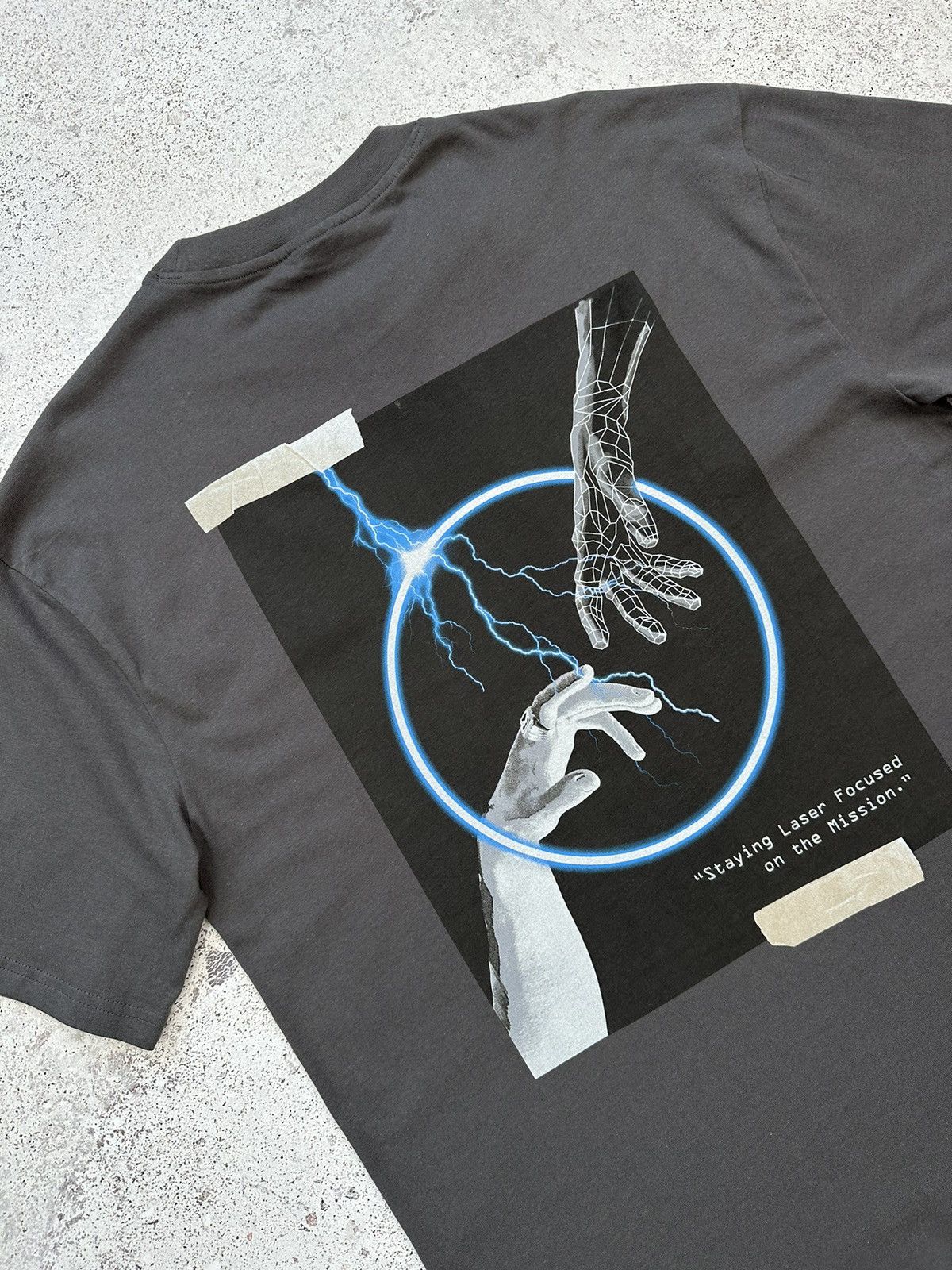 Karl Kani Karl Kani Metaverse Signature graphic T shirt Men M washed Size US M / EU 48-50 / 2 - 3 Thumbnail