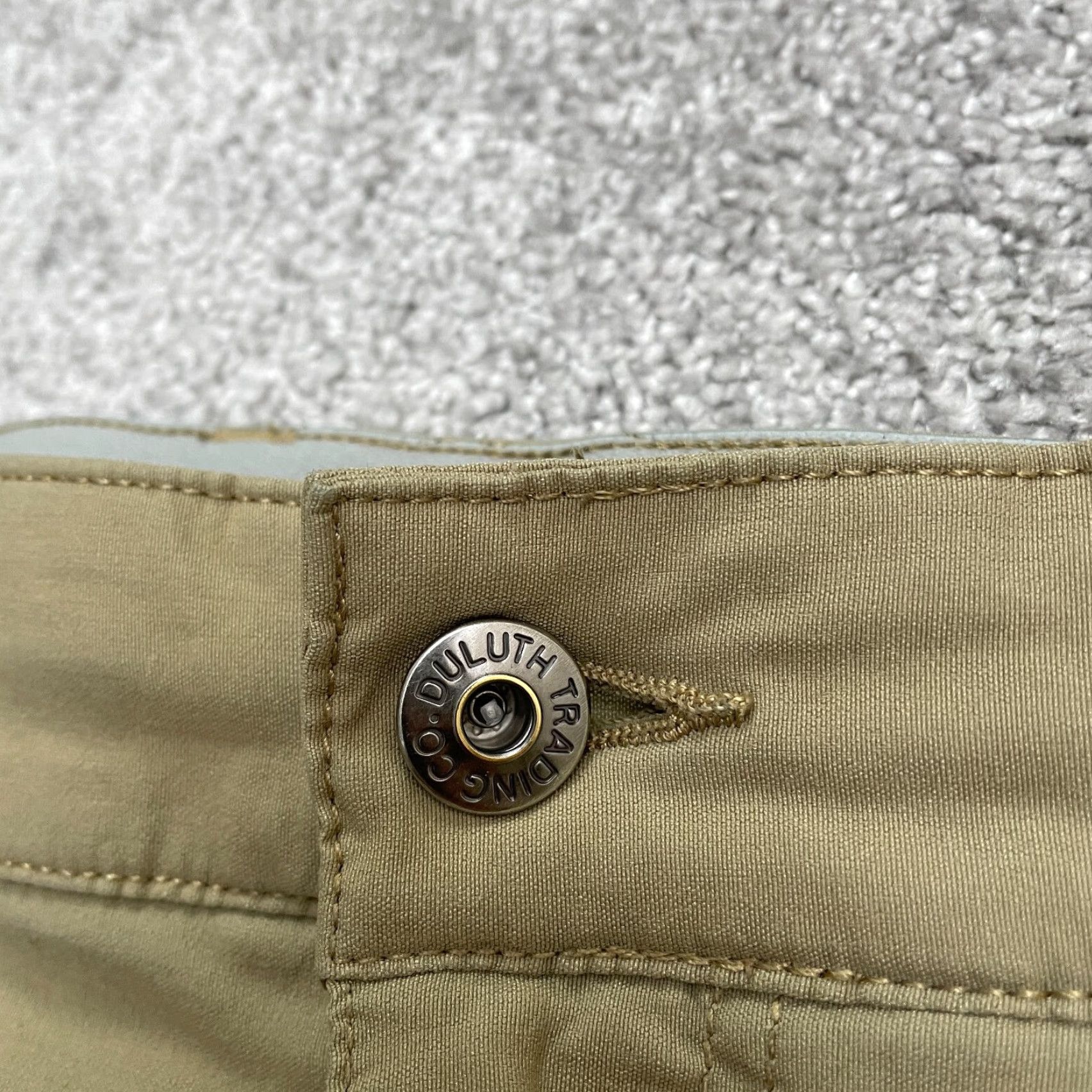 Vintage VINTAGE Duluth Men’s Khaki Shorts 46 Brown Nylon Outdoor Casual Summer Fall Spring Size US 30 / EU 46 - 3 Thumbnail
