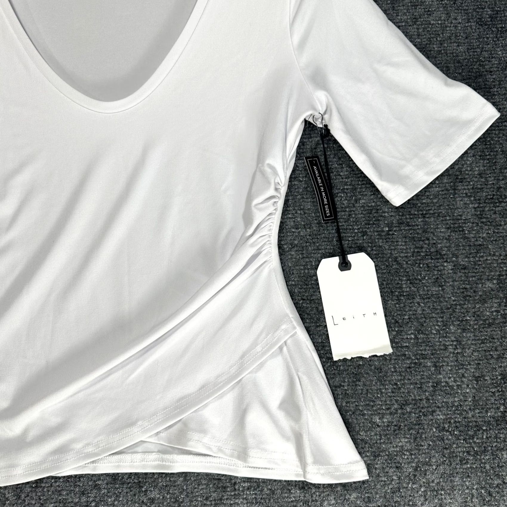 Vintage Leith Womens Medium White Stretch Knit Tee 3/4 Sleeve Ruched Side NEW Shirt Mens Womens Size M / US 6-8 / IT 42-44 - 3 Thumbnail