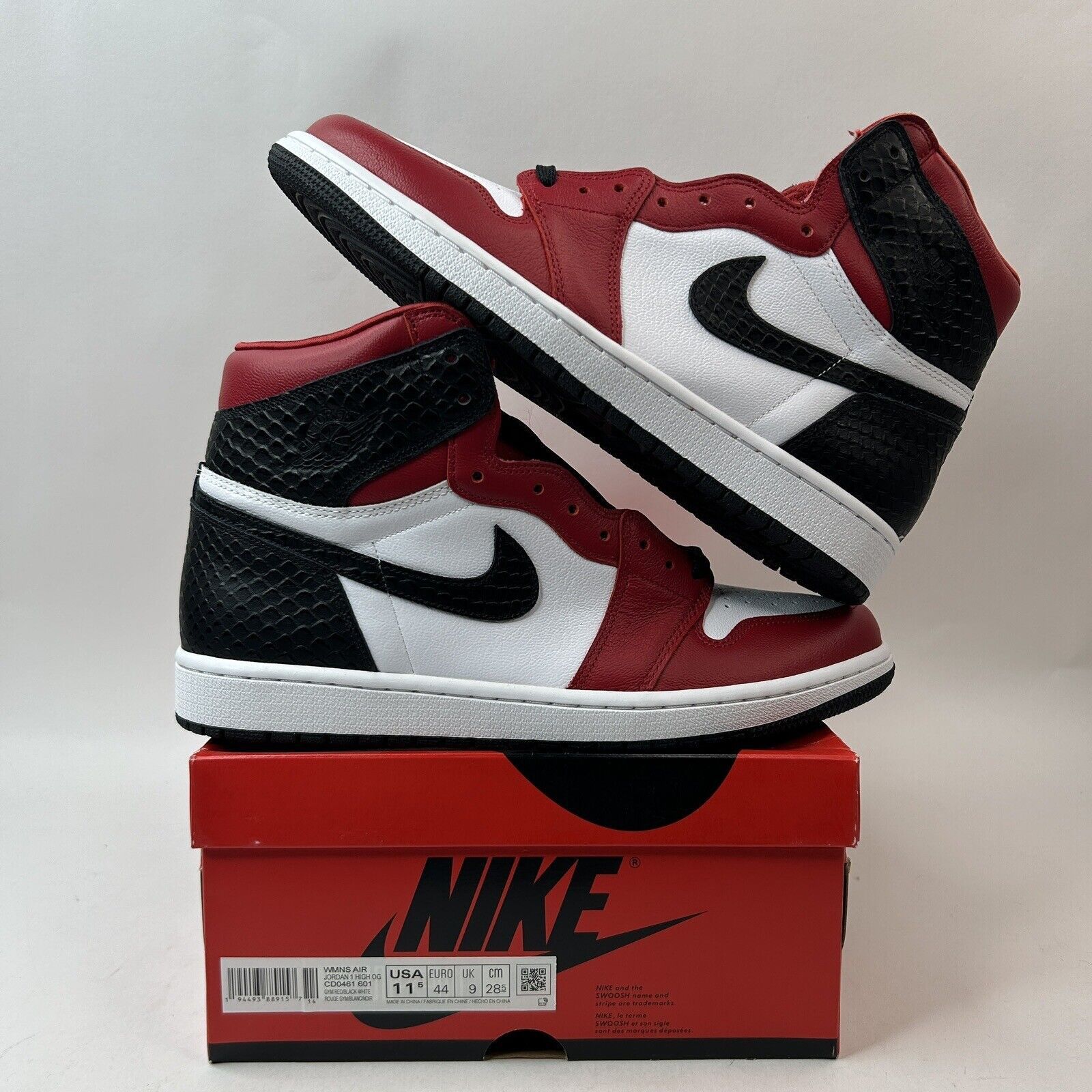 Jordan Brand Nike Air Jordan 1 Retro High OG “Satin Snake Chicago” 2023 Size US 10 / EU 43 - 1 Thumbnail