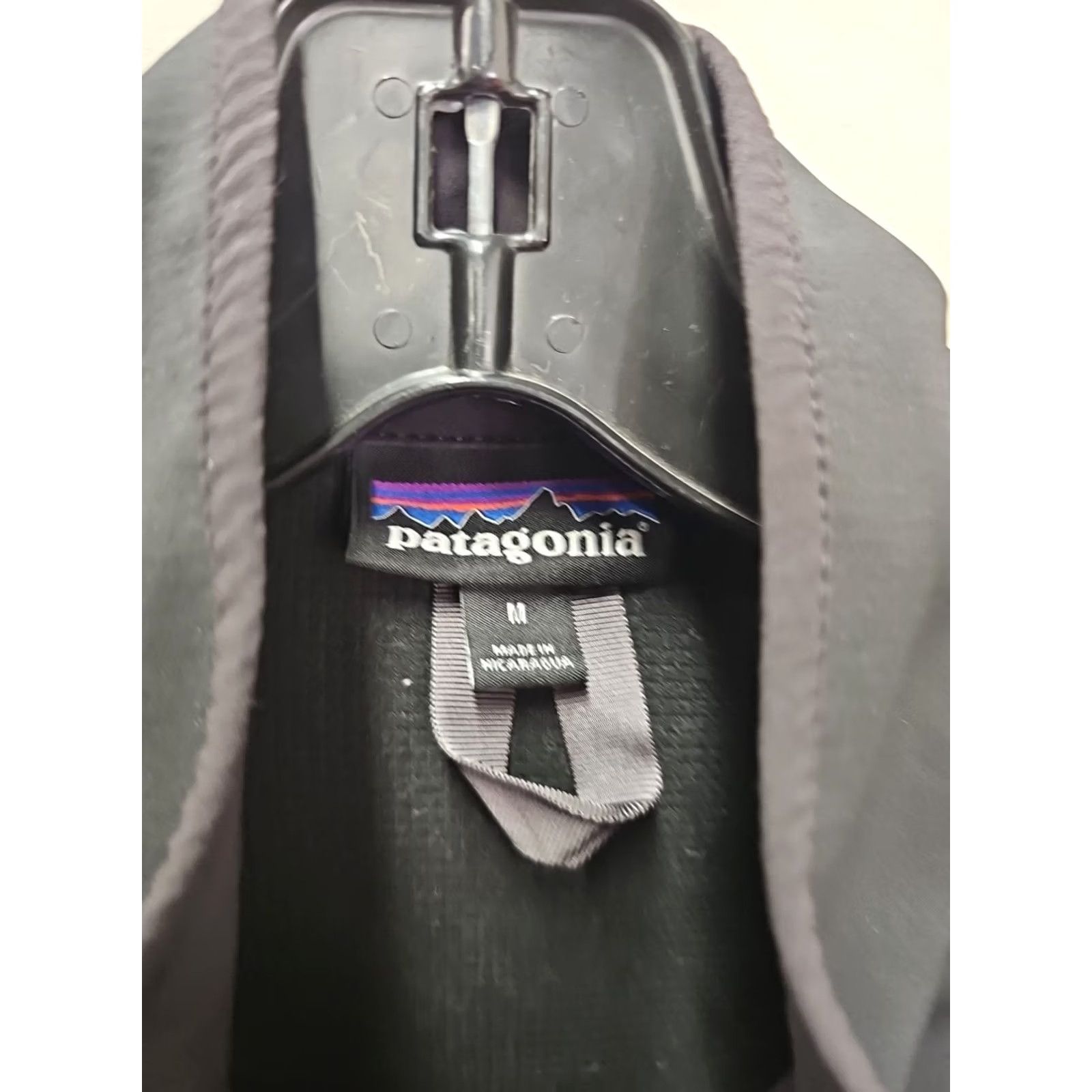 Patagonia Patagonia Jacket Women’s M Black Full Zip Polartec Windbloc Soft Shell Mid-Length Jacket Womens M Black Size M / US 6-8 / IT 42-44 - 6 Thumbnail