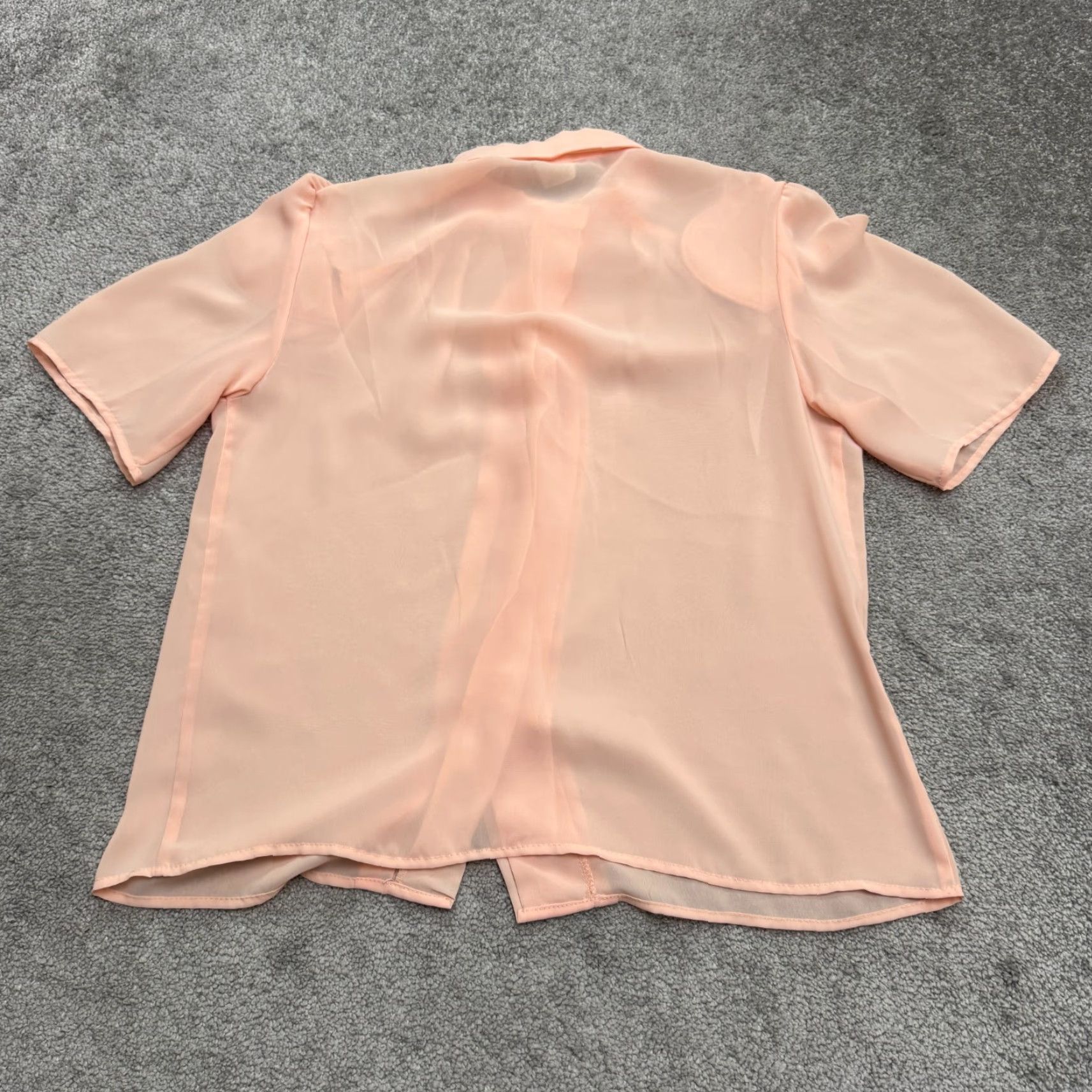 Vintage VINTAGE Urban Affaire Blouse 80's 14 Peach Hidden Button Down Pleat Sheer Womens Size XL / US 12-14 / IT 48-50 - 2 Thumbnail