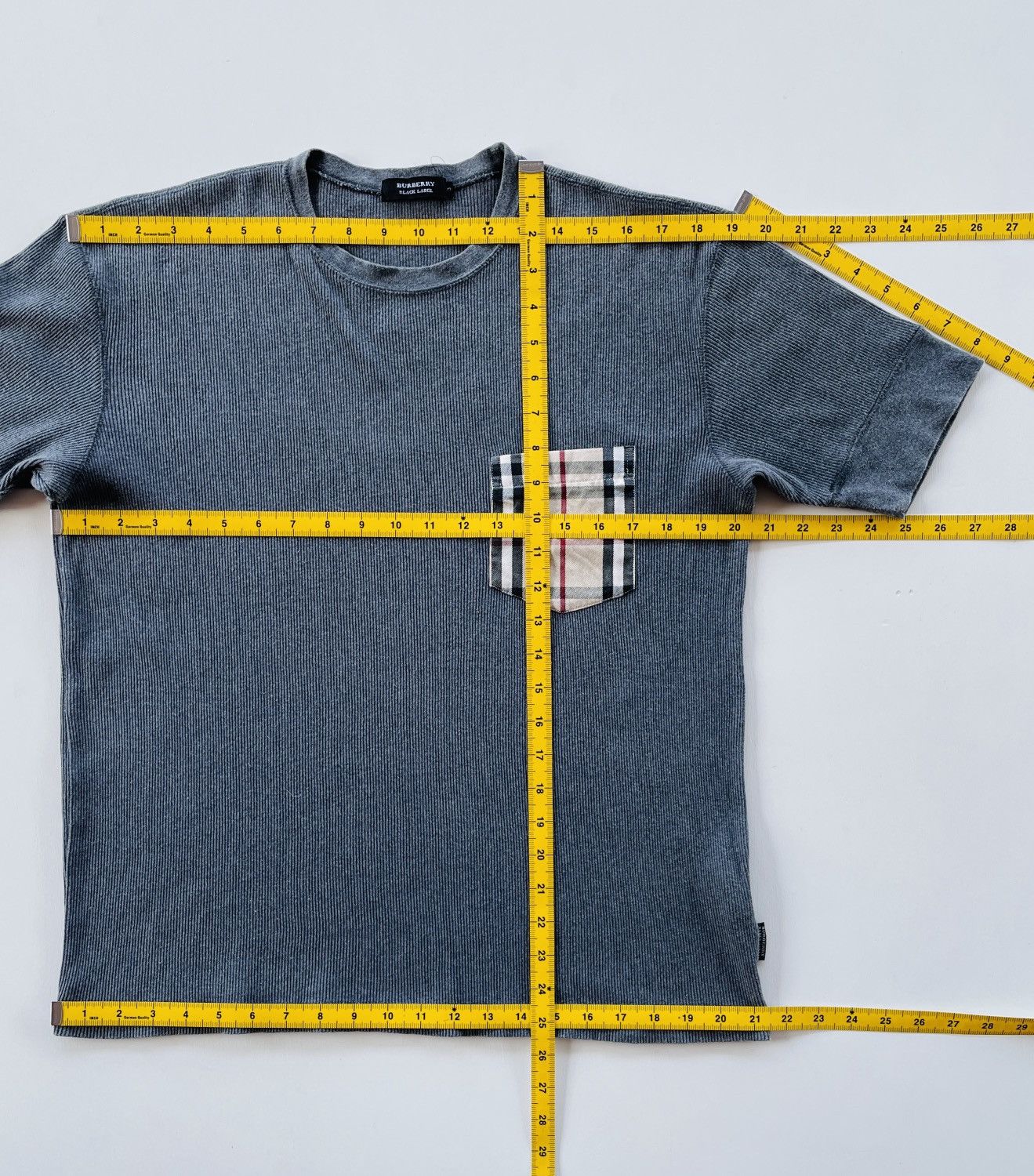 Burberry VTG FADED BURBERRY NOVA CHECK POCKET TEE Size M / US 6-8 / IT 42-44 - 8 Thumbnail