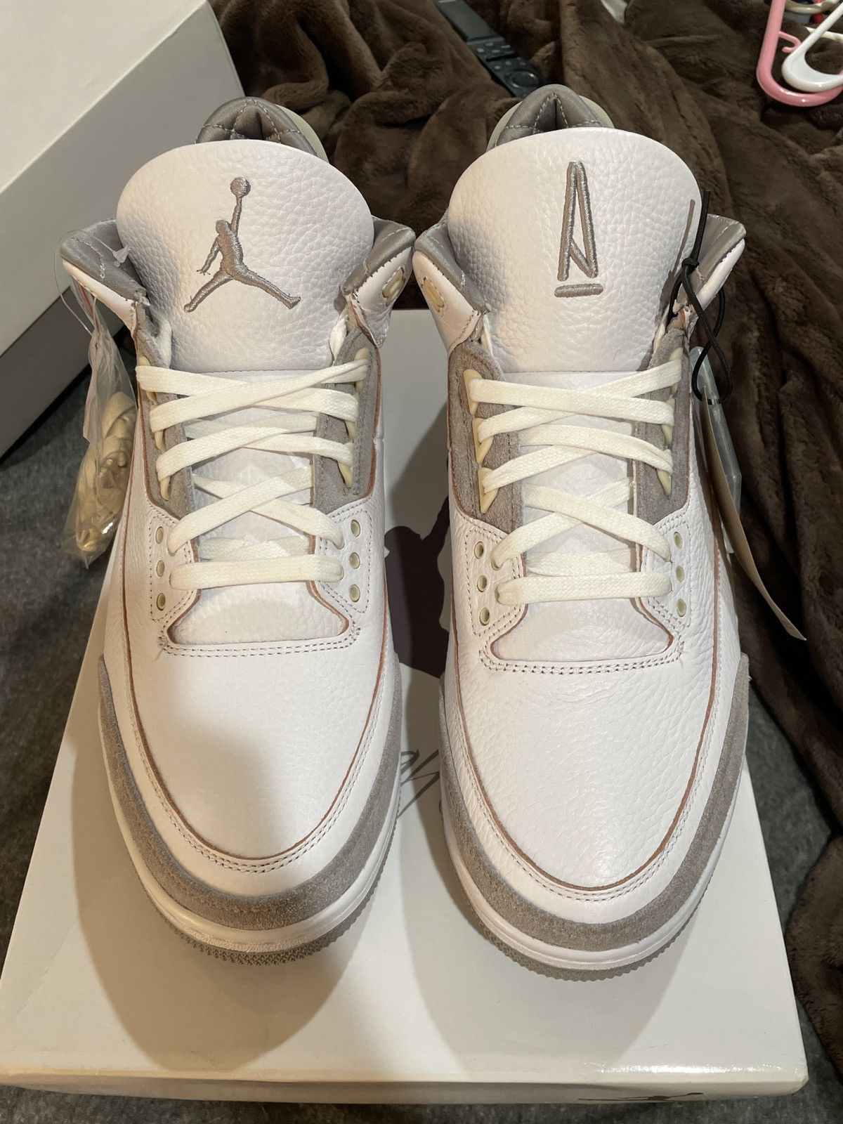 A Ma Maniere Air Jordan 3 A Maniere Size 11.5M/13W Size US 11.5 / EU 44-45 - 2 Thumbnail