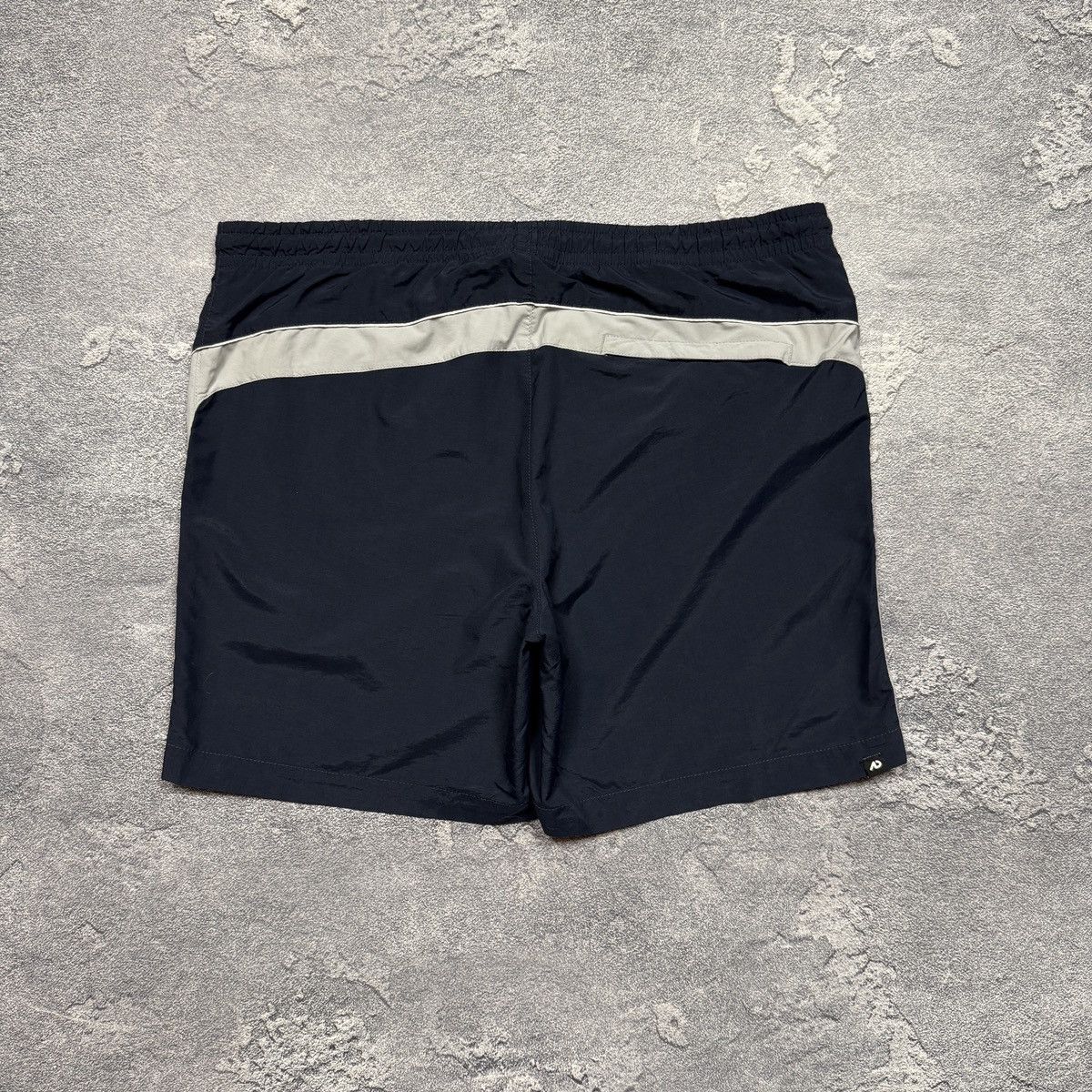 Nike × Vintage Nike vintage shorts 90s 00s y2k hype Size US 36 / EU 52 - 4 Thumbnail