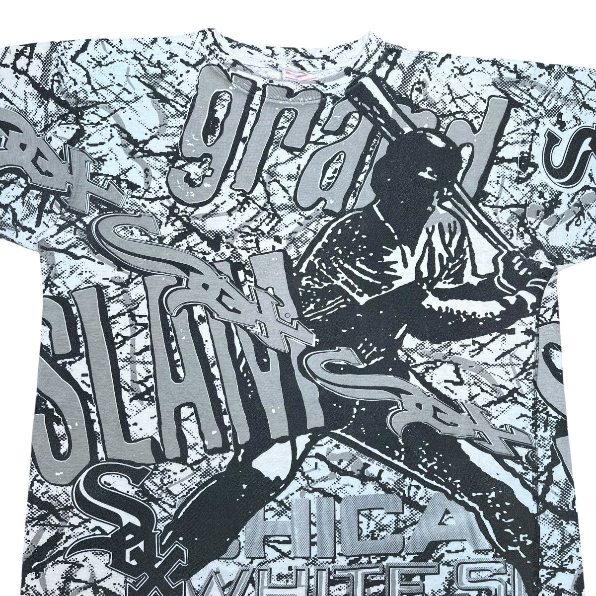 MLB Vintage 1991 MLB Chicago White Sox All Over Print Trench Tee Size US L / EU 52-54 / 3 - 7 Thumbnail