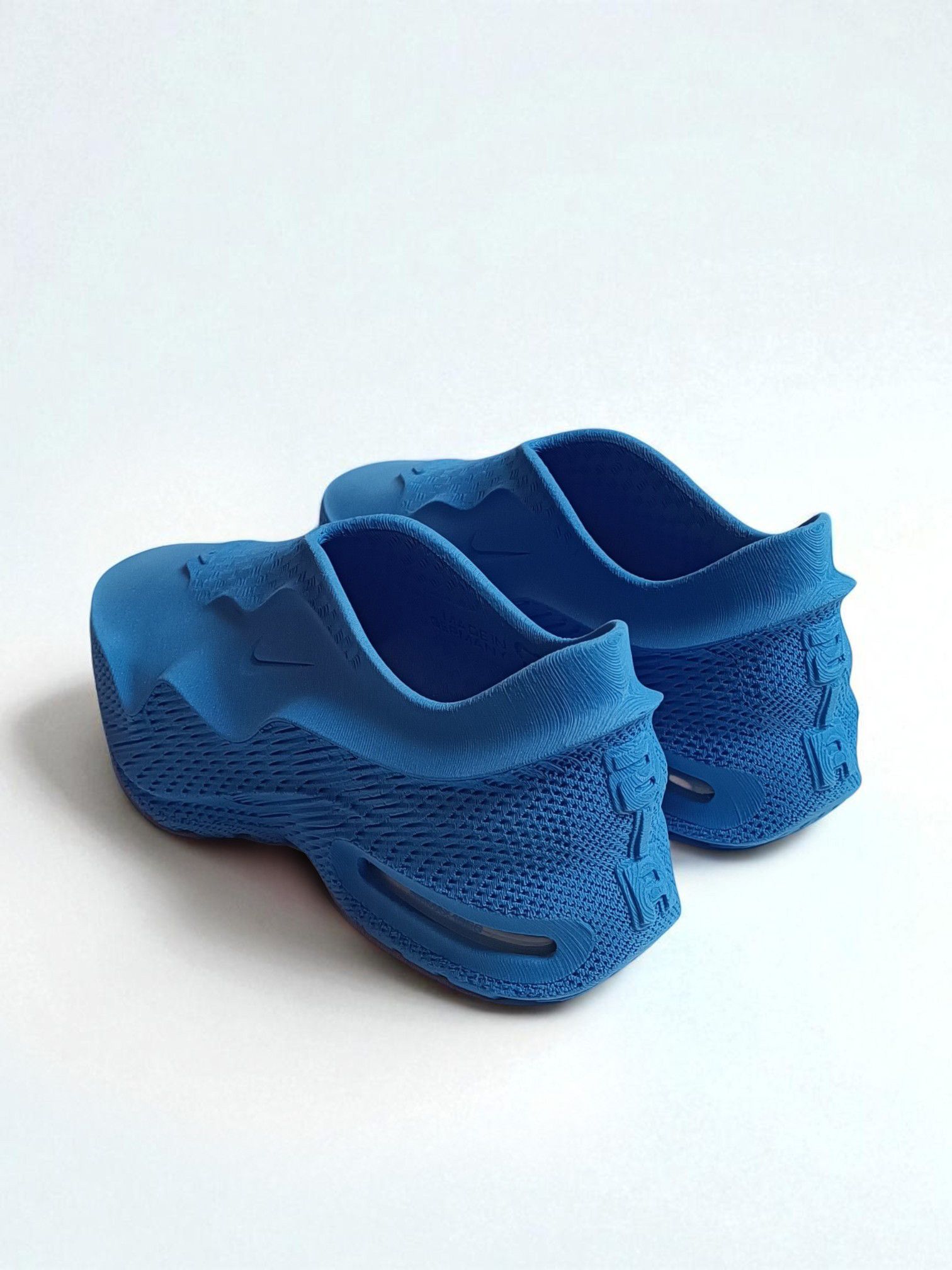 Nike Nike Air Max 1000 'Racer Blue' x Zellerfeld HV0234 Size US 9 / EU 42 - 19 Thumbnail