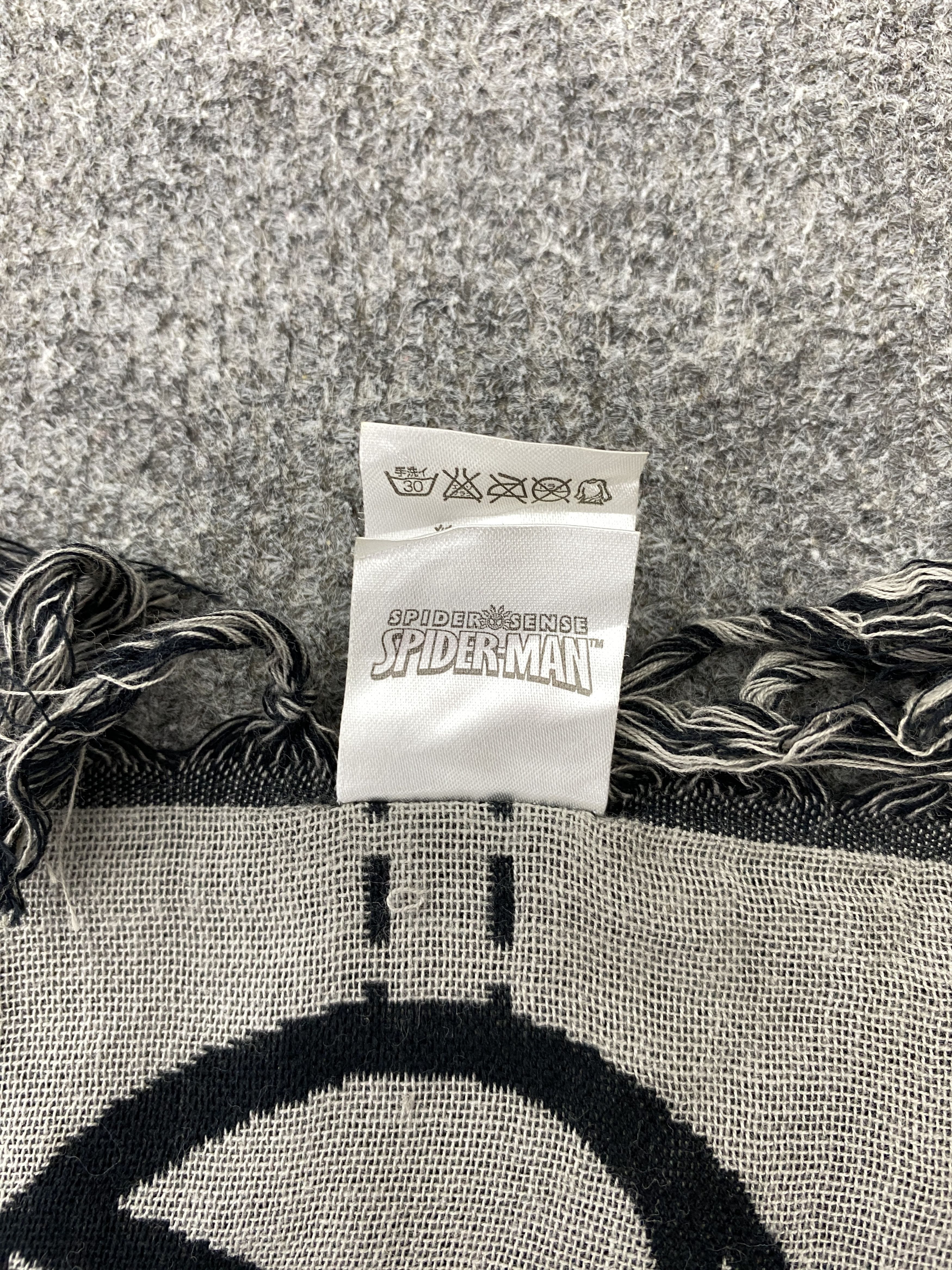 Marvel Comics × Vintage Marvel Wool Scarf Shawl Babushka head Scarf SN0032 Size ONE SIZE - 7 Thumbnail