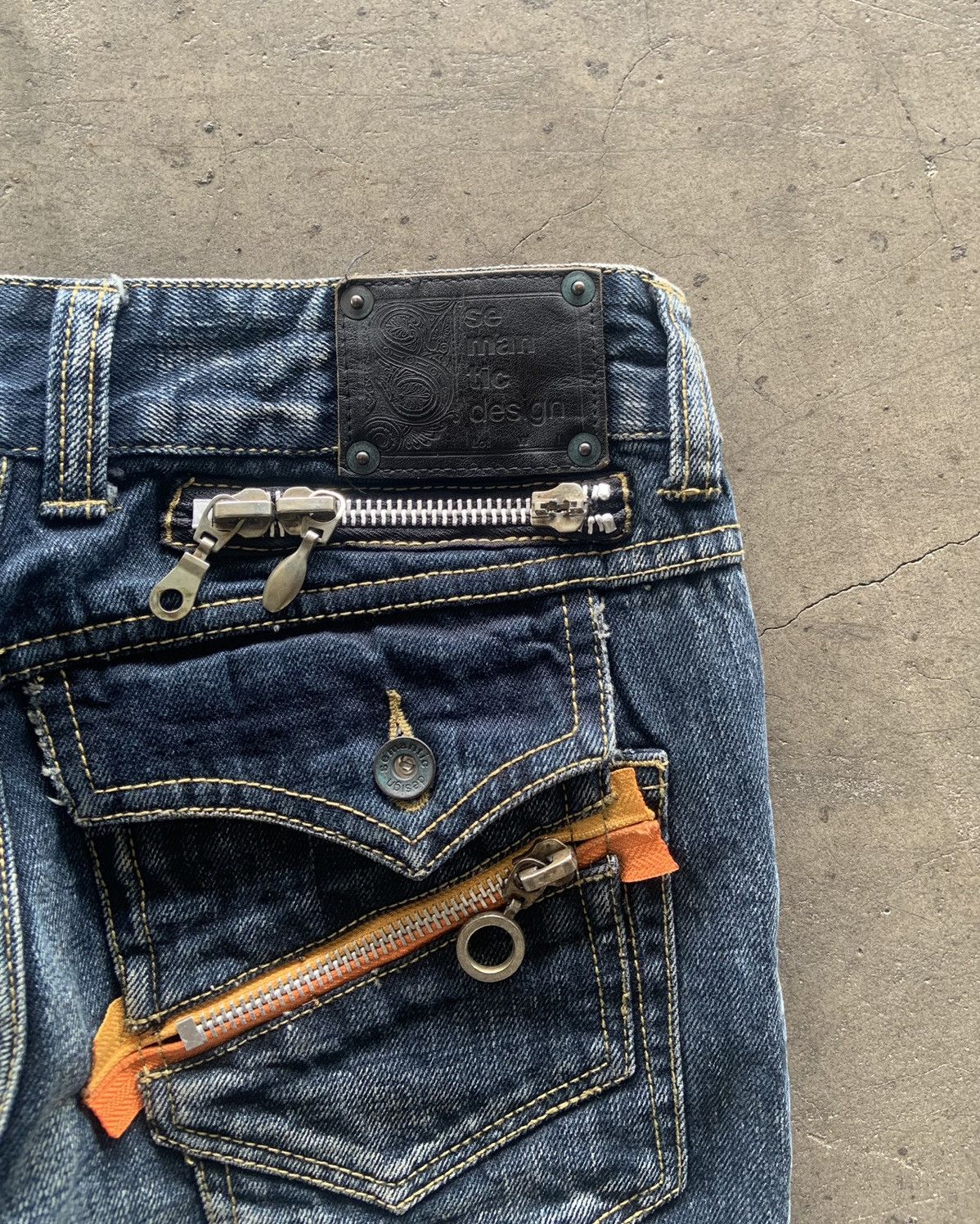 If Six Was Nine × Le Grande Bleu (L.G.B.) × semanticdesign Semantic Design Bondage Flared Jeans Size US 28 / EU 44 - 9 Thumbnail