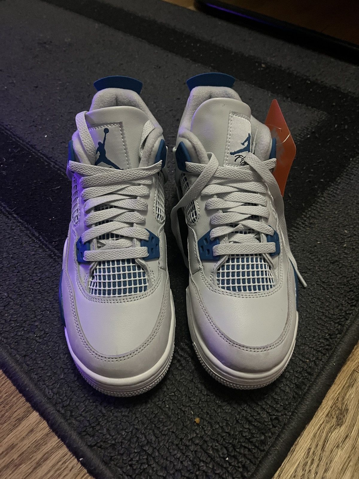 Jordan Brand Jordan 4 military blue Size US 6 / EU 39 - 1 Thumbnail
