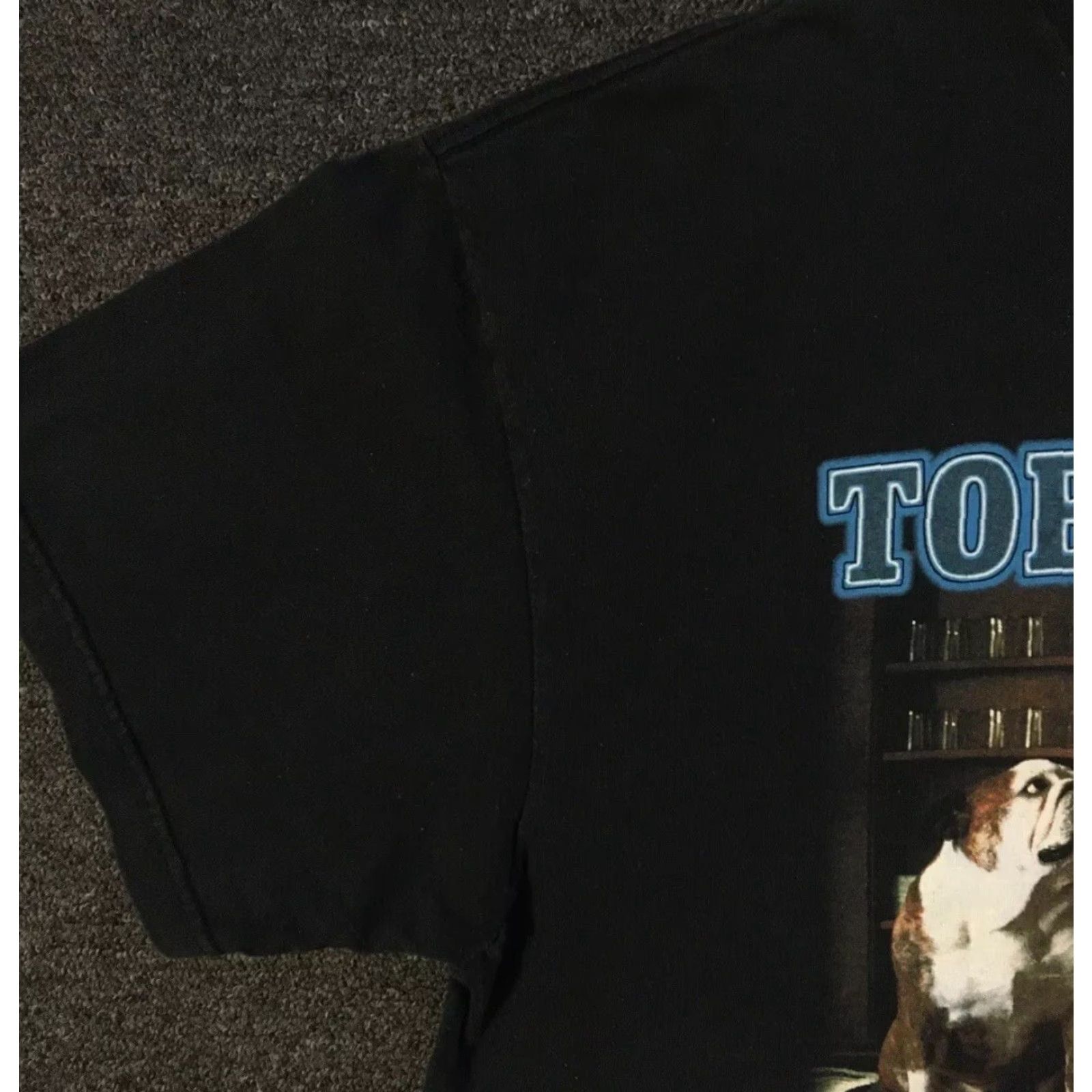 Vintage VINTAGE Toby Keith I Love This Bar Faded Shirt 2XL Black Concert Tour 90s Grunge Rock Western Music Mens T-Shirt Size US XXL / EU 58 / 5 - 7 Thumbnail