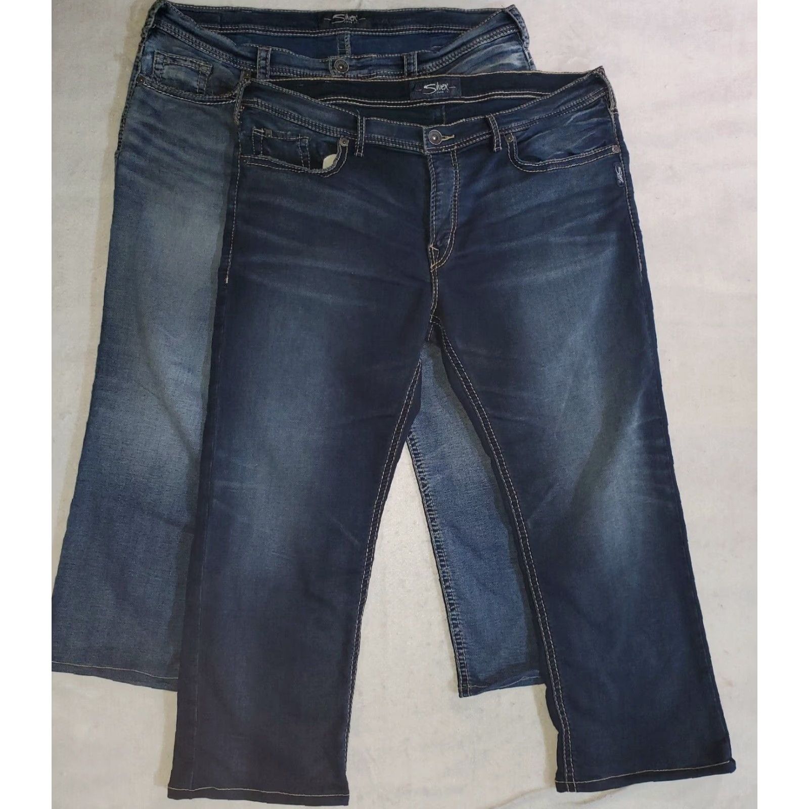 Silver Jeans Co. VINTAGE Silver Jeans Grayson Jeans Classic Medium Wash Mens Sz 40 Capri Length 2 Pair Modified Length Men 40 Blue Denim 5-Pocket Bootcut Capris Size US 40 / EU 56 - 2 Thumbnail