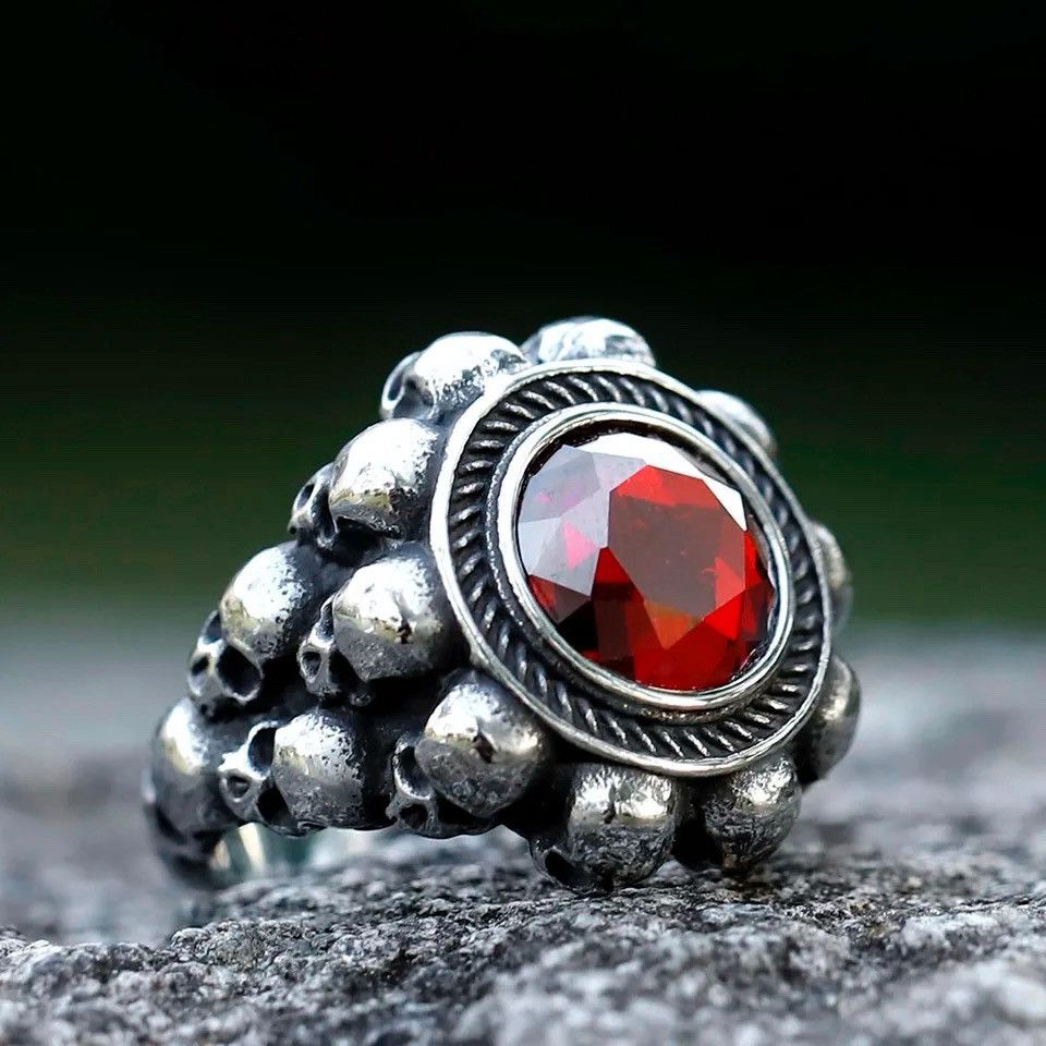 Jewelry × Vintage Vintage Red Skull Head Ring Size ONE SIZE - 1 Thumbnail