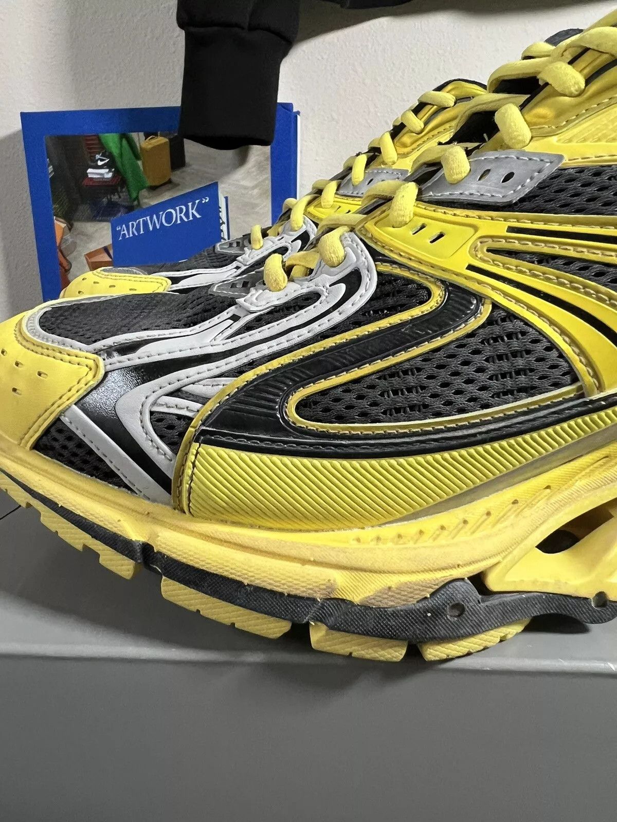 Balenciaga Balenciaga X Pander Yellow Sneakers Size 44 Size US 11 / EU 44 - 5 Thumbnail