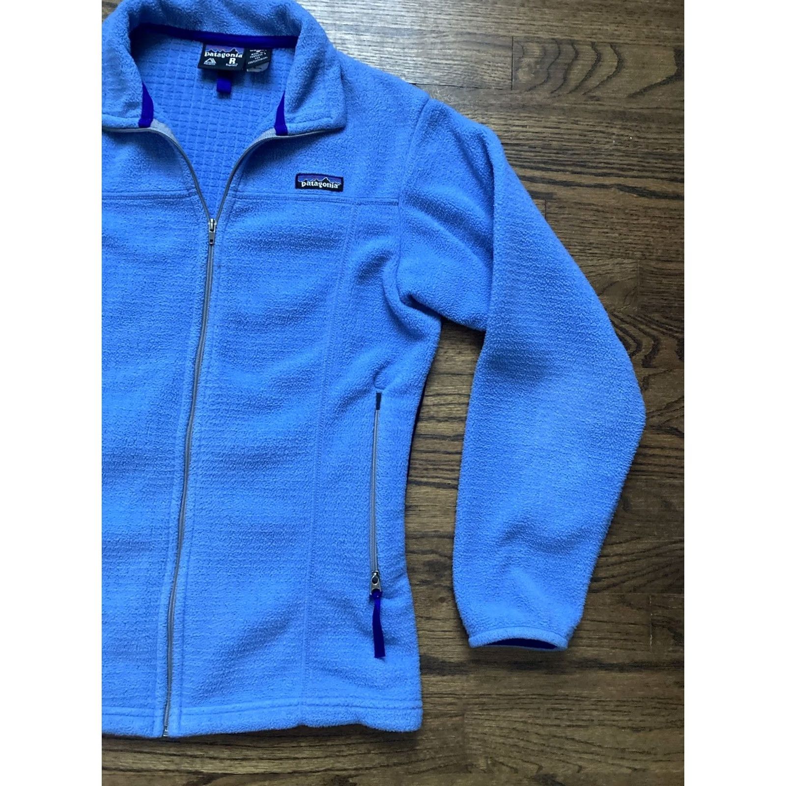 Patagonia VINTAGE Patagonia Regulator Fleece Jacket Womens Medium Light Blue Full Zip USA Reglular? Size M / US 6-8 / IT 42-44 - 3 Thumbnail