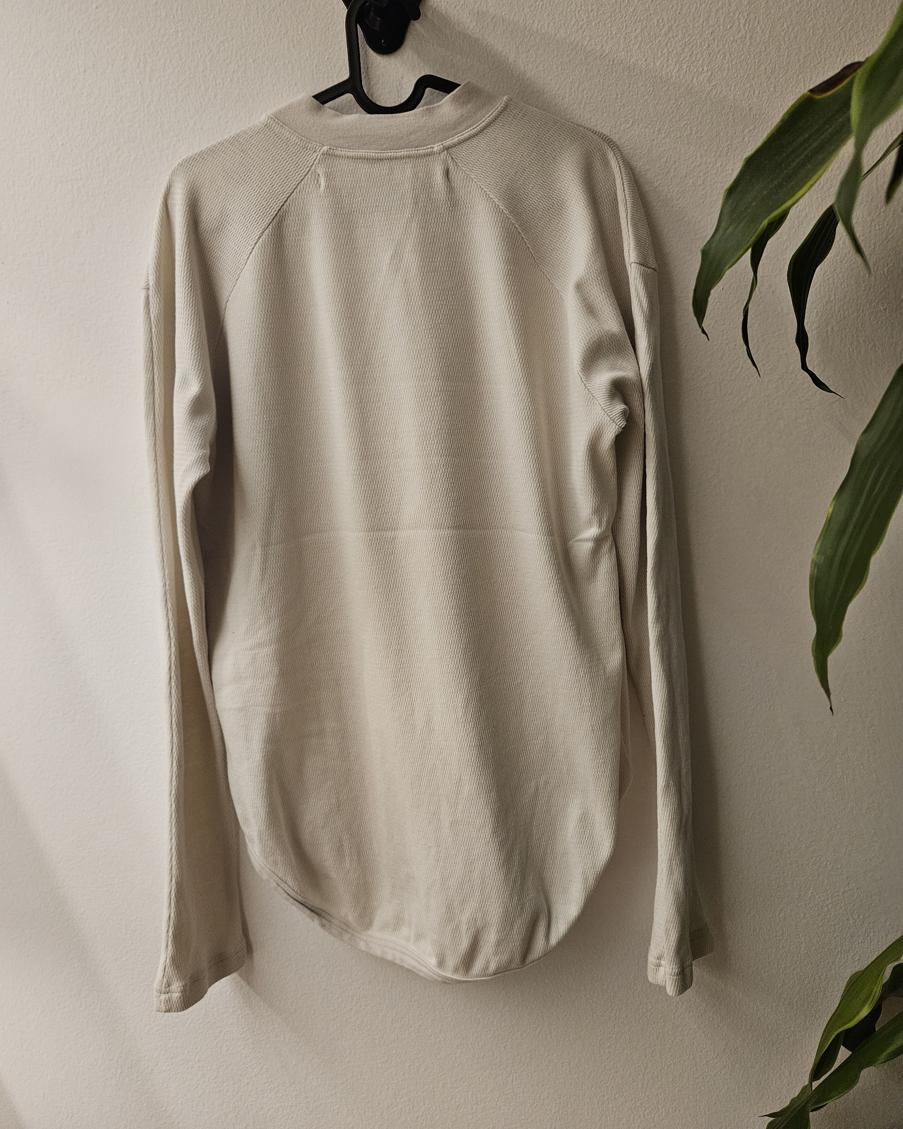 Julius Julius white graphic long sleeve Size US S / EU 44-46 / 1 - 2 Thumbnail