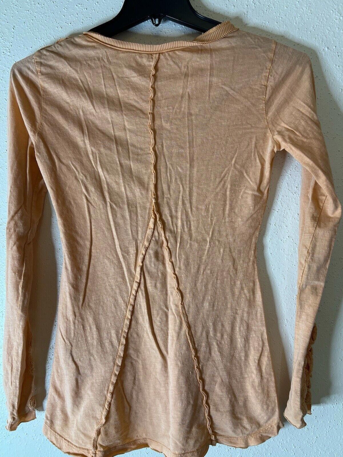 Free People Free People Crochet Sleeve Mock Neck Top Womens S Size S / US 4 / IT 40 - 2 Thumbnail