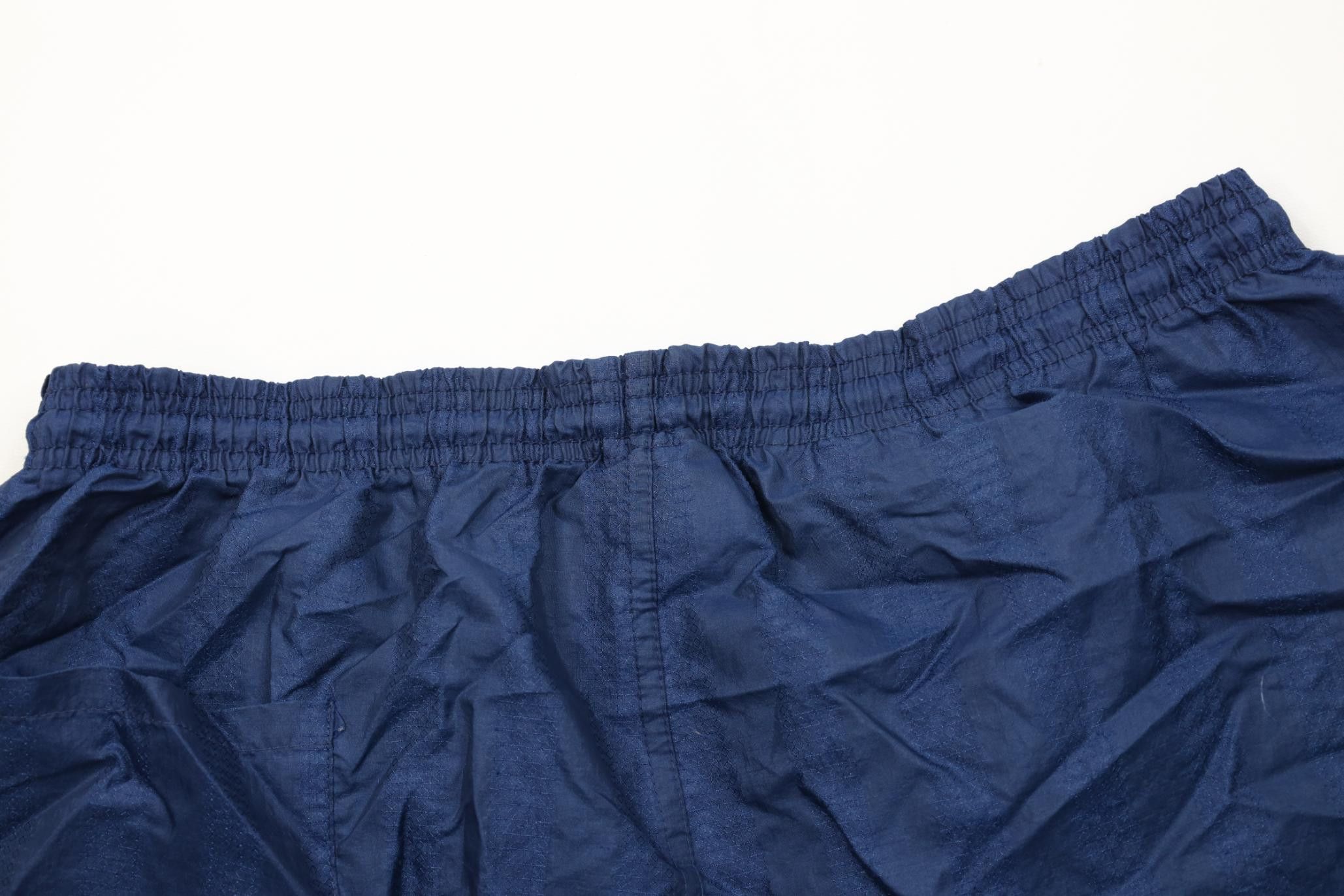 Umbro Vintage 90s Umbro Running Jogging Soccer Shorts Blue Nylon Size US 36 / EU 52 - 10 Thumbnail