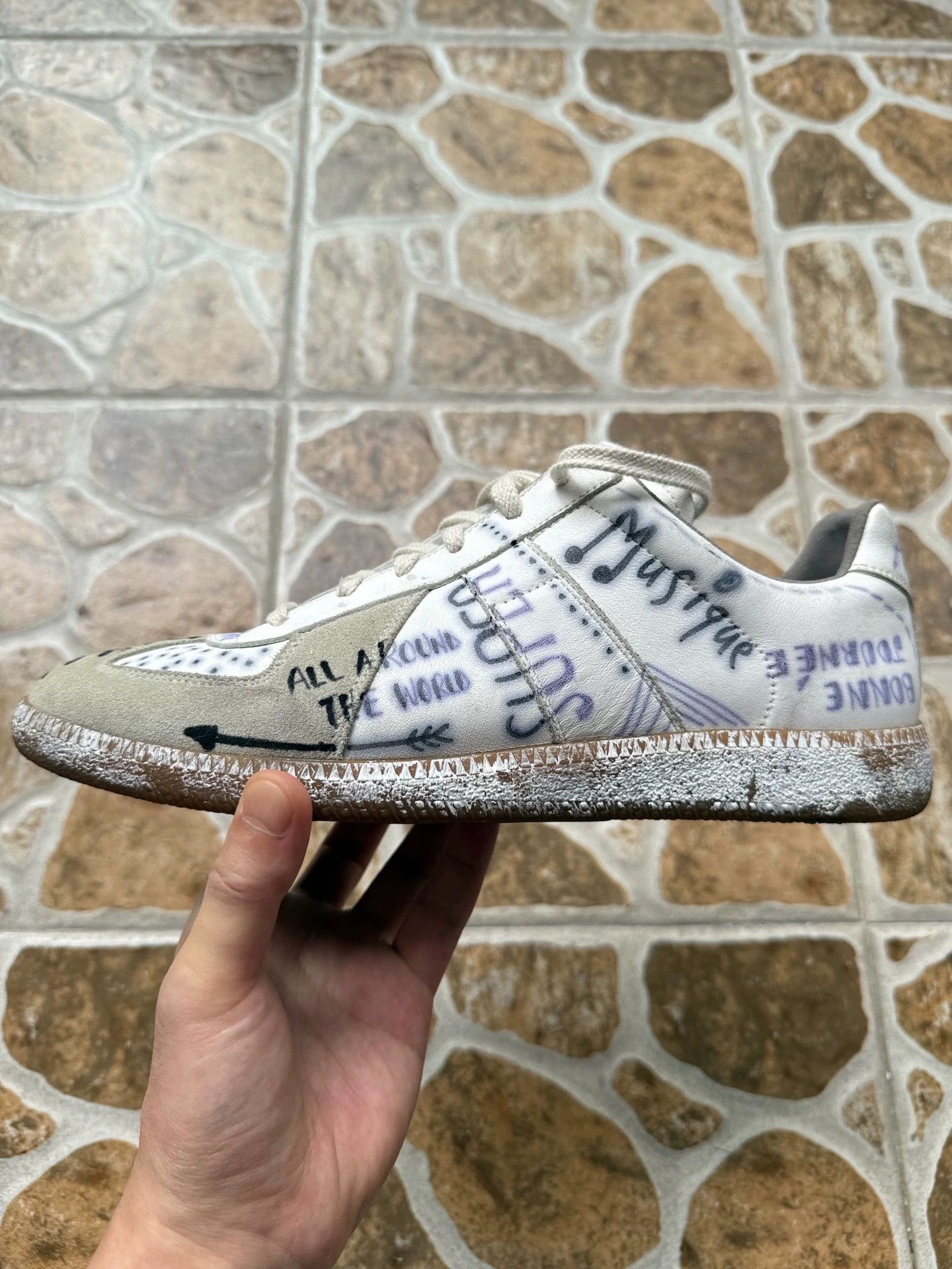 Maison Margiela MM Hand-Painted Graffiti German Trainer 40 Size US 7 / EU 40 - 6 Thumbnail