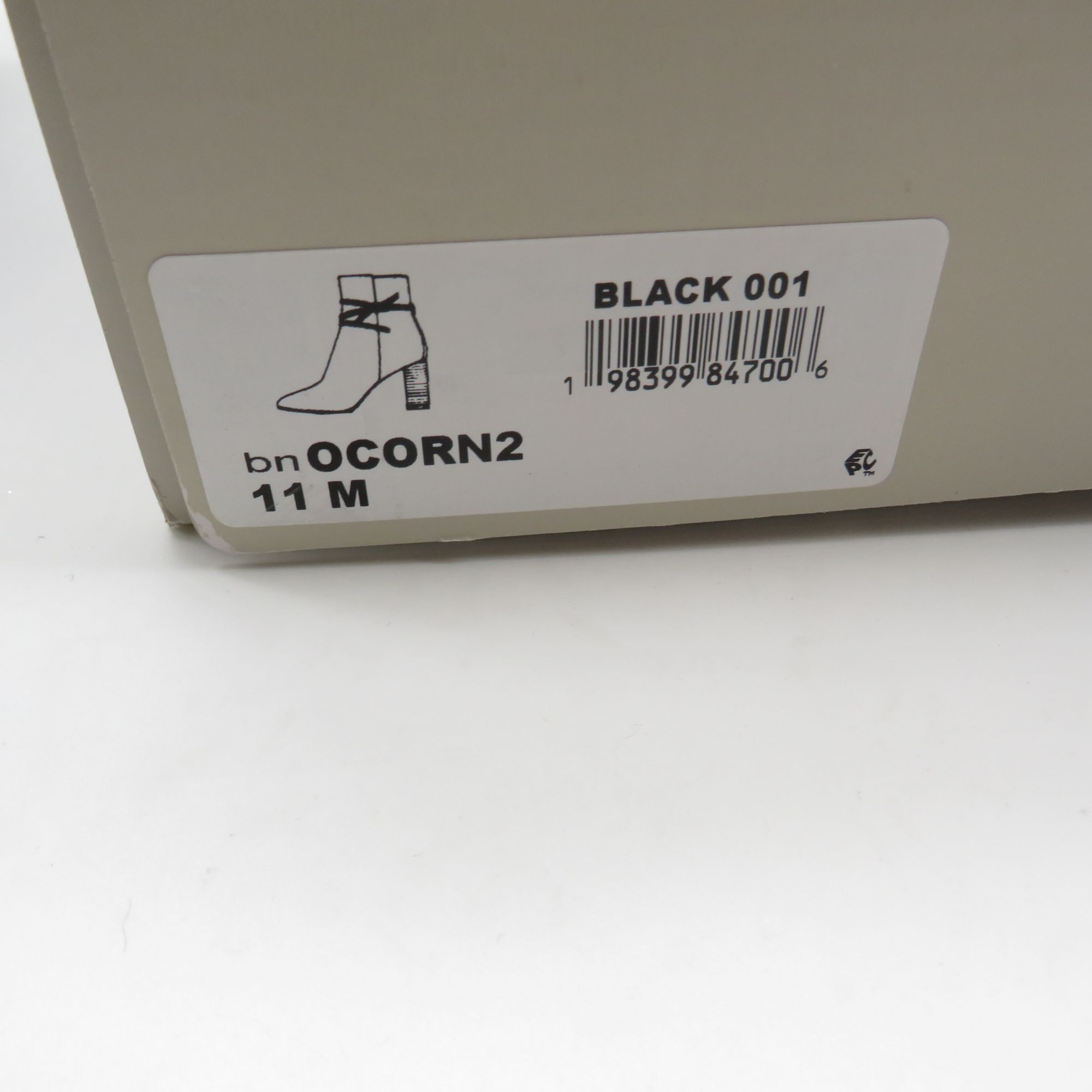 Other Bandolino Ocorn2 Black Suede Ankle Boots With Block Heel Siz Size US 11 / IT 41 - 2 Thumbnail