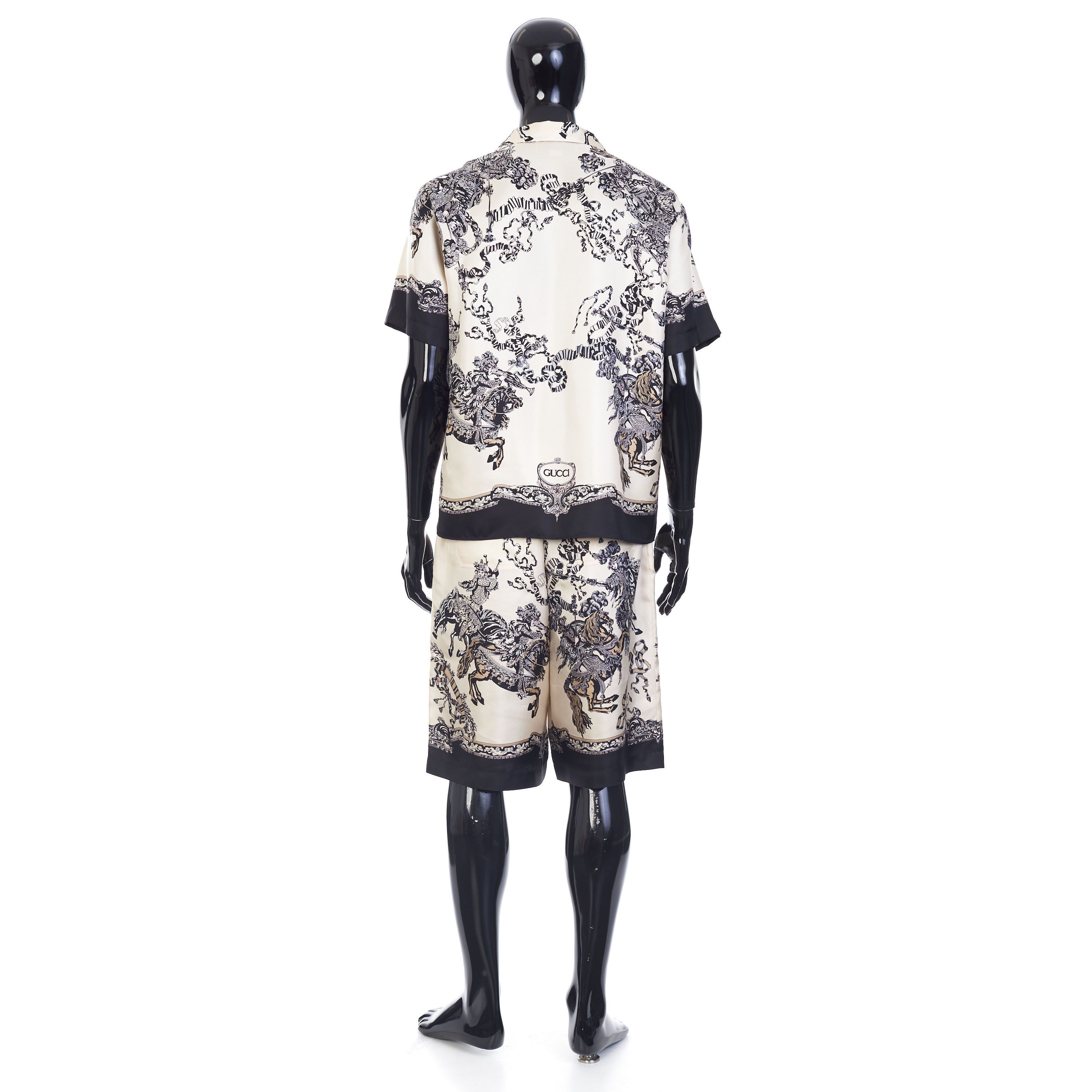 Gucci Bowling Shirt In Ivory And Black Printed Silk Size US M / EU 48-50 / 2 - 5 Thumbnail