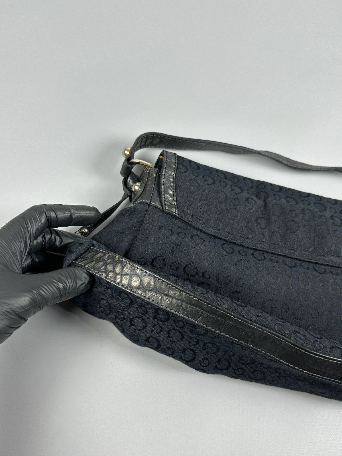 Guess Vintage Guess Y2K Monogram Leopard Print Shoulder Hobo Bag Size ONE SIZE - 11 Thumbnail