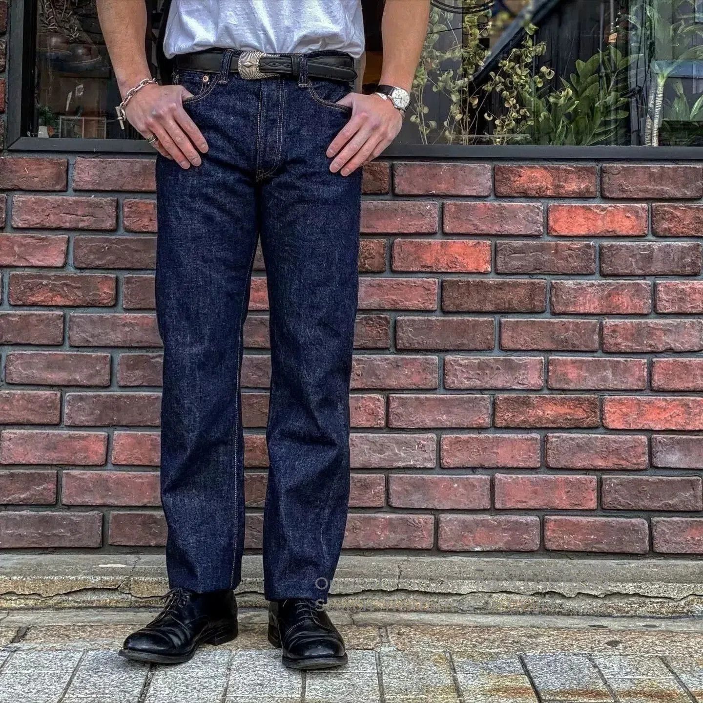 Full Count & Co. Slim Straight Zimbabwe Cotton Jeans. Size US 31 - 2 Thumbnail