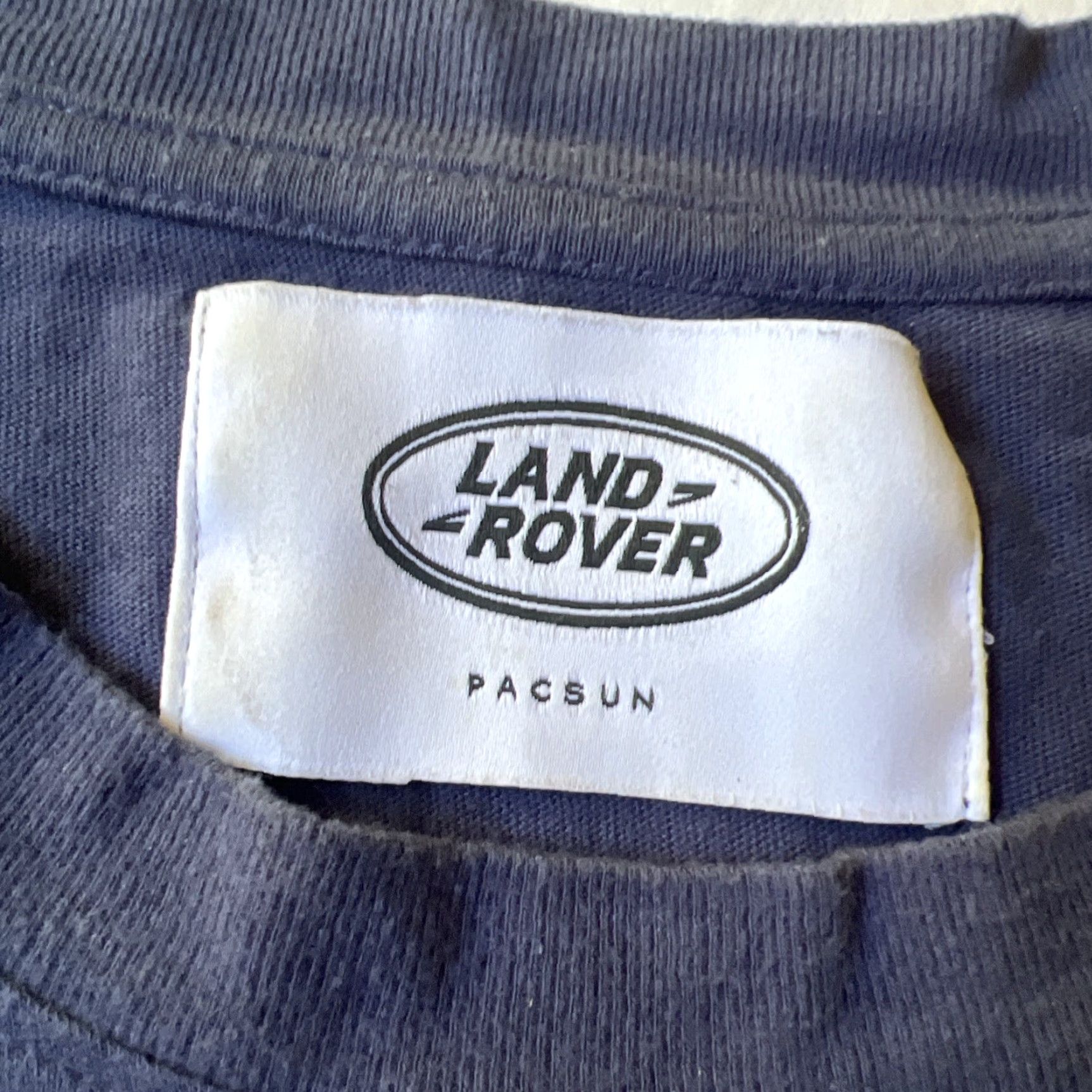 Pacsun VINTAGE Land Rover Oval Logo Shirt XL Blue PacSun Unisex Adults Crew Neck Short Sleeve Graphic Print Cars Winter Summer Spring Fall Men Women Size US XL / EU 56 / 4 - 3 Thumbnail