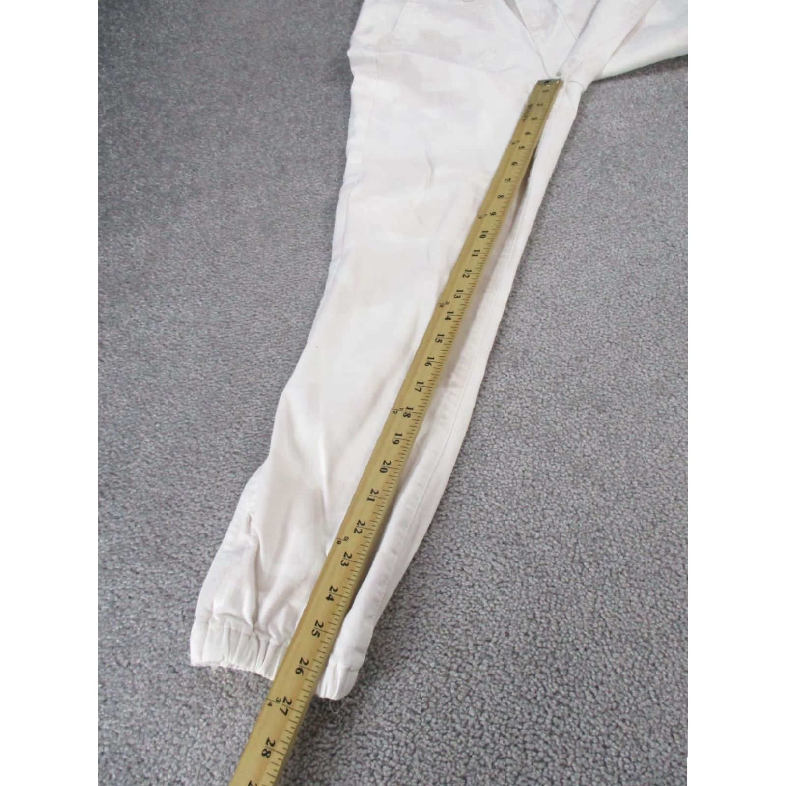 Paige Paige Jeans Womens 25 White Light Pink Camo Denim Tapered Zipper Mid Rise Camouflage Size 42" / US 20 - 7 Thumbnail