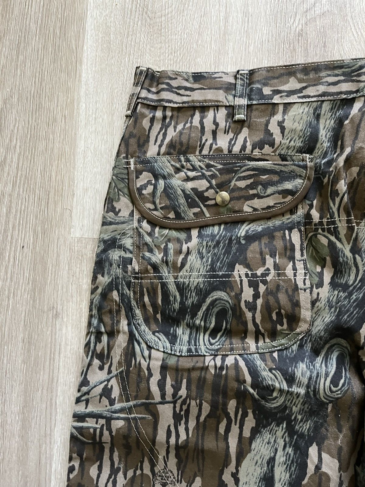 Carhartt Vintage 1993 Carharrt Camo Dungaree Pants Size US 40 / EU 56 - 11 Thumbnail