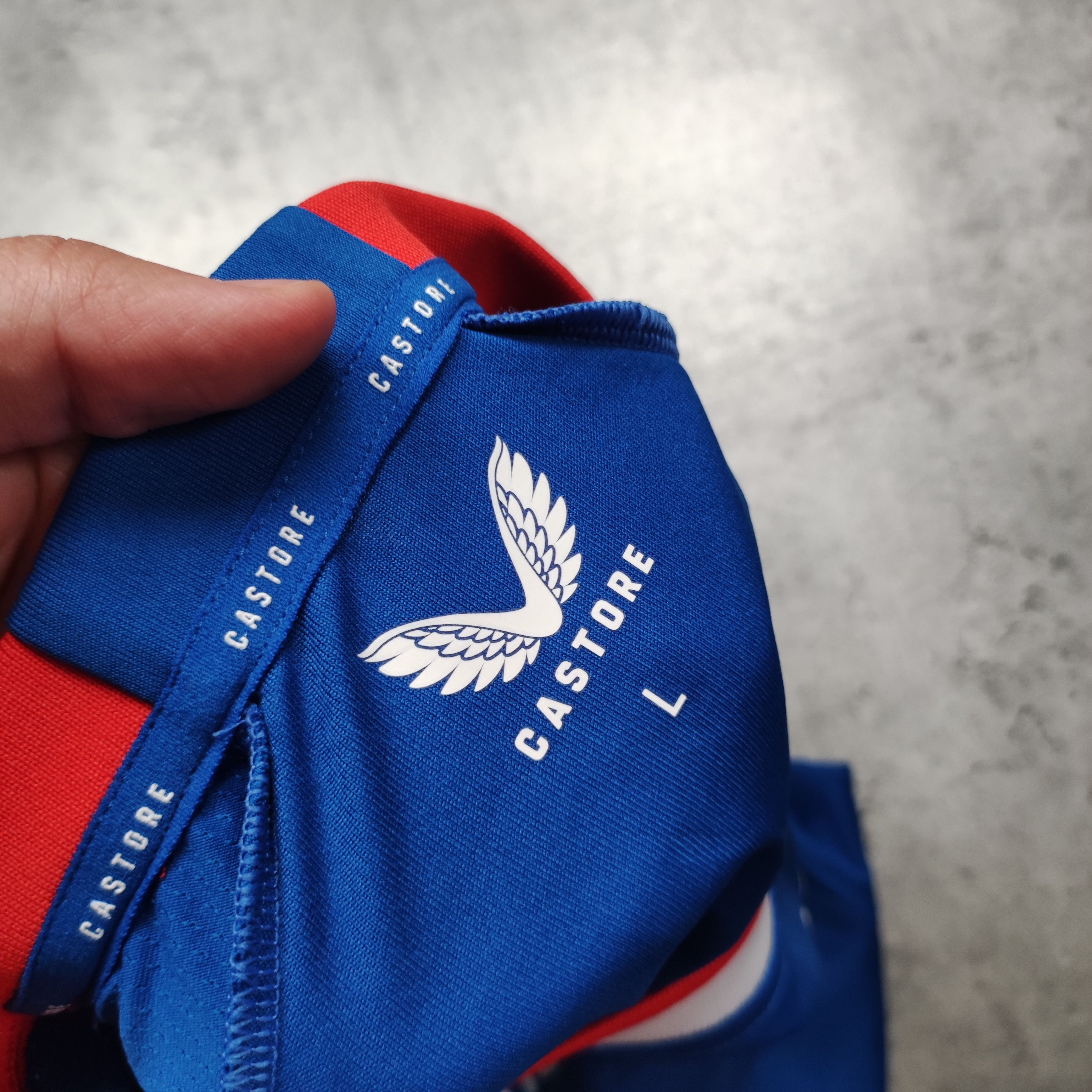 Vintage Glasgow Rangers Football 2023 Castore Home Jersey Size US L / EU 52-54 / 3 - 8 Thumbnail