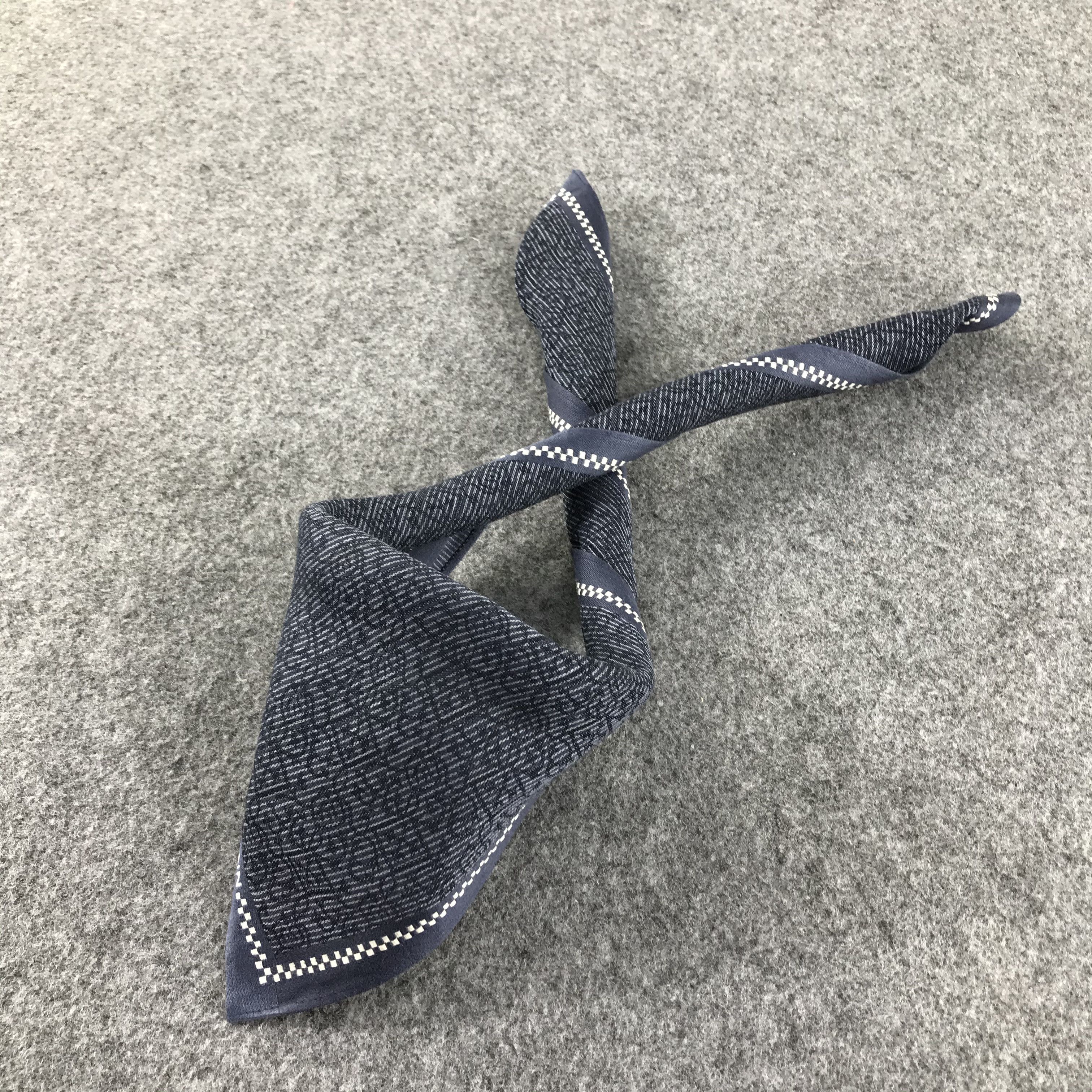 Pierre Balmain × Vintage Pierre Balmain Handkerchief Neckerchief Bandana H176 Size ONE SIZE - 3 Thumbnail