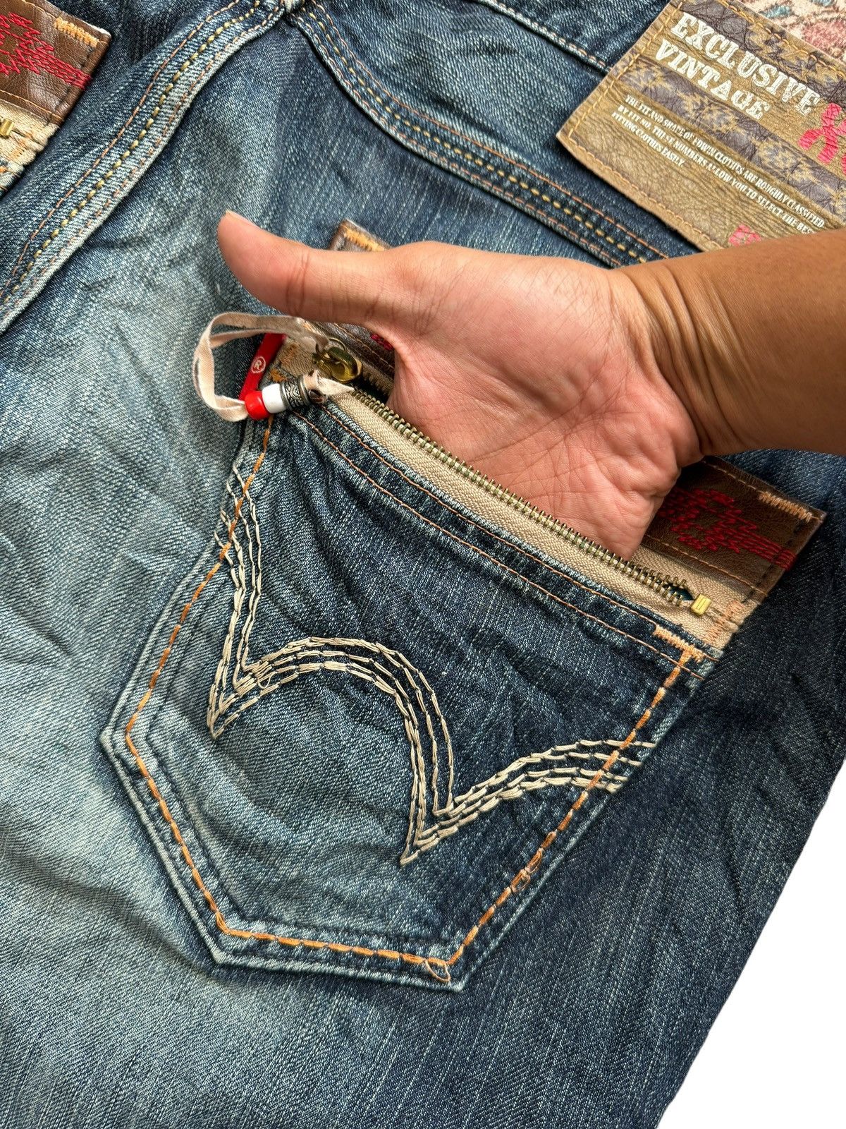 Edwin VINTAGE EDWIN EXCLUSIVE XV NAVAJO POCKET BAGGY JEANS Size US 36 / EU 52 - 11 Thumbnail