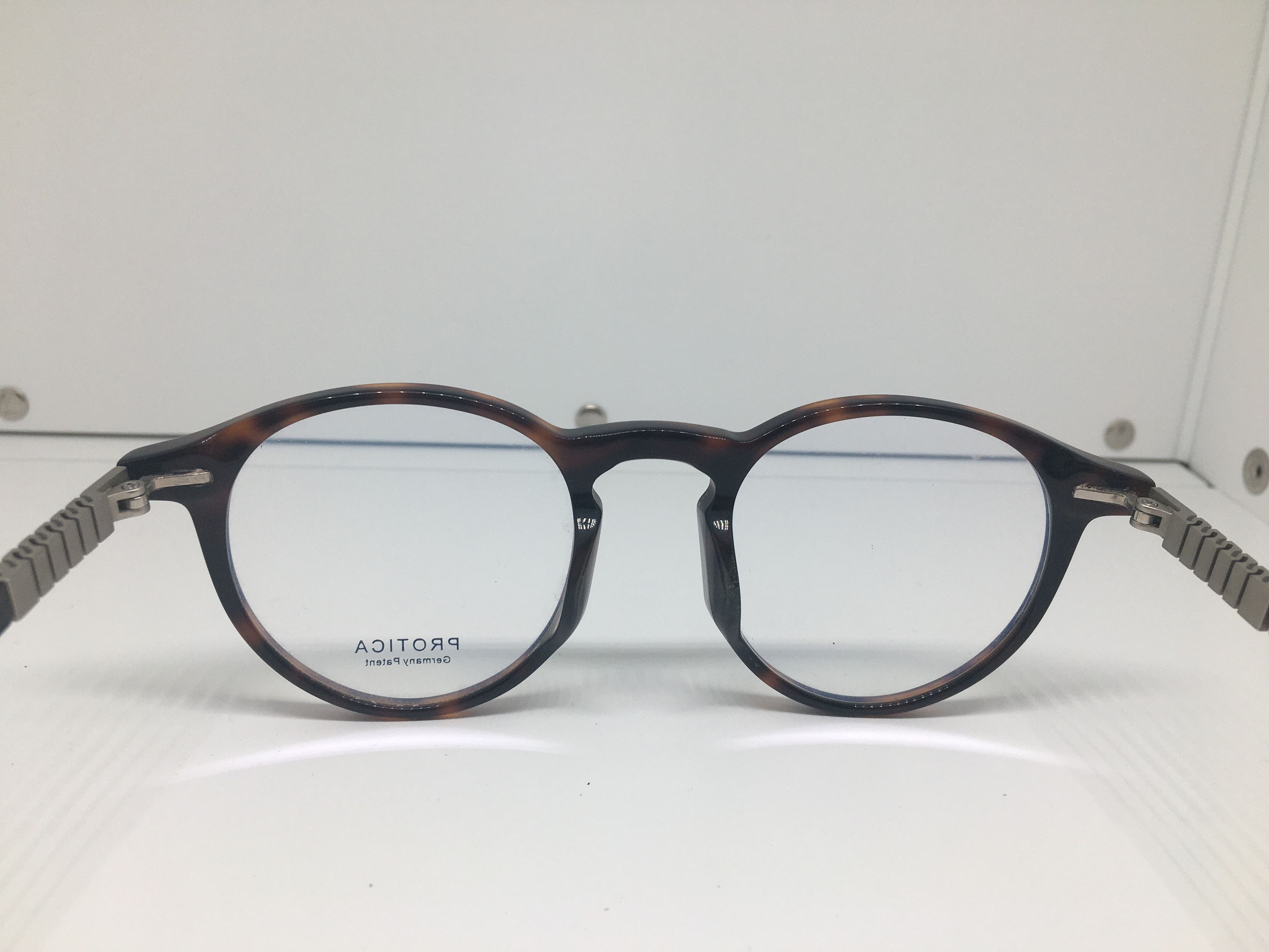 Other Protica Tortoise Keyhole Bridge Eyeglasses Frame Size ONE SIZE - 5 Thumbnail