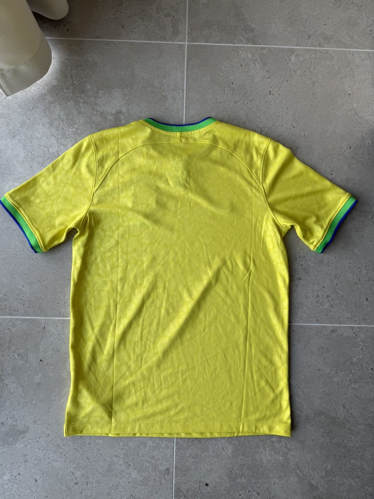Nike Nike Brasil Jersey Rare Vintage T-Shirt Size US S / EU 44-46 / 1 - 2 Thumbnail