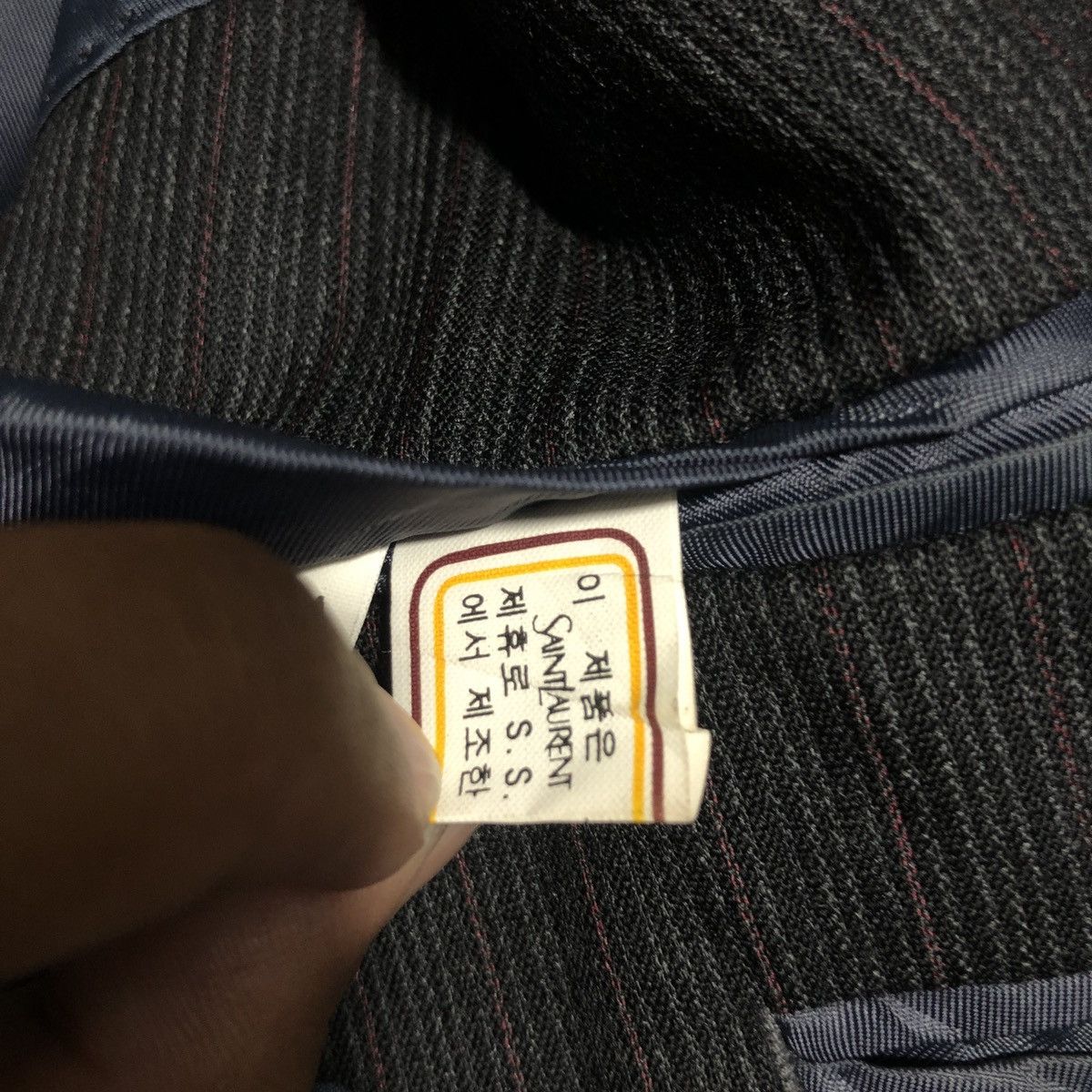 Yves Saint Laurent YVES SAINT LAURENT SUIT BLAZER Size 42R - 17 Thumbnail