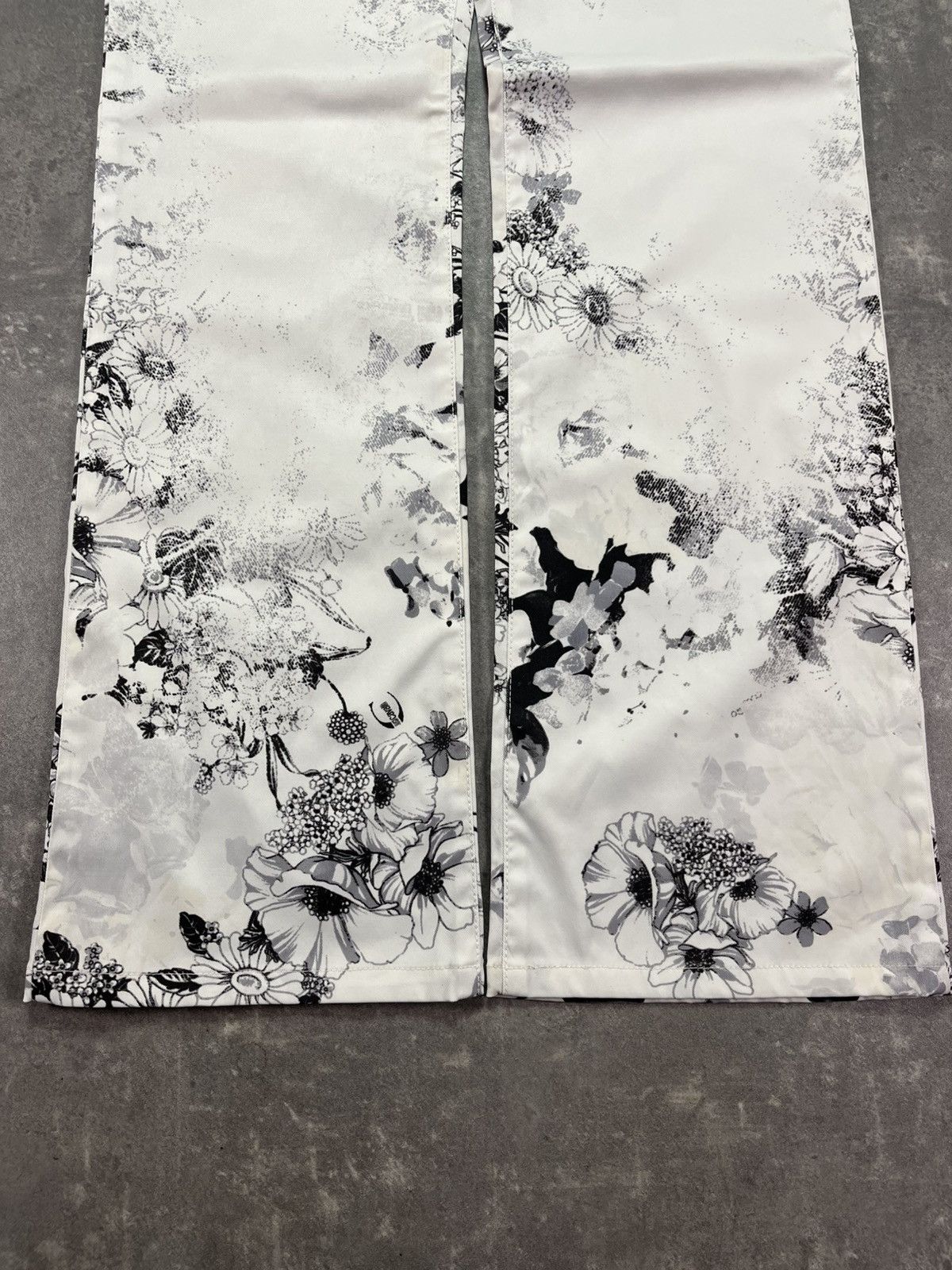 Just Cavalli 00s Just Cavalli Floral Print Flared Denim Jeans 32 Faded Size US 32 / EU 48 - 4 Thumbnail