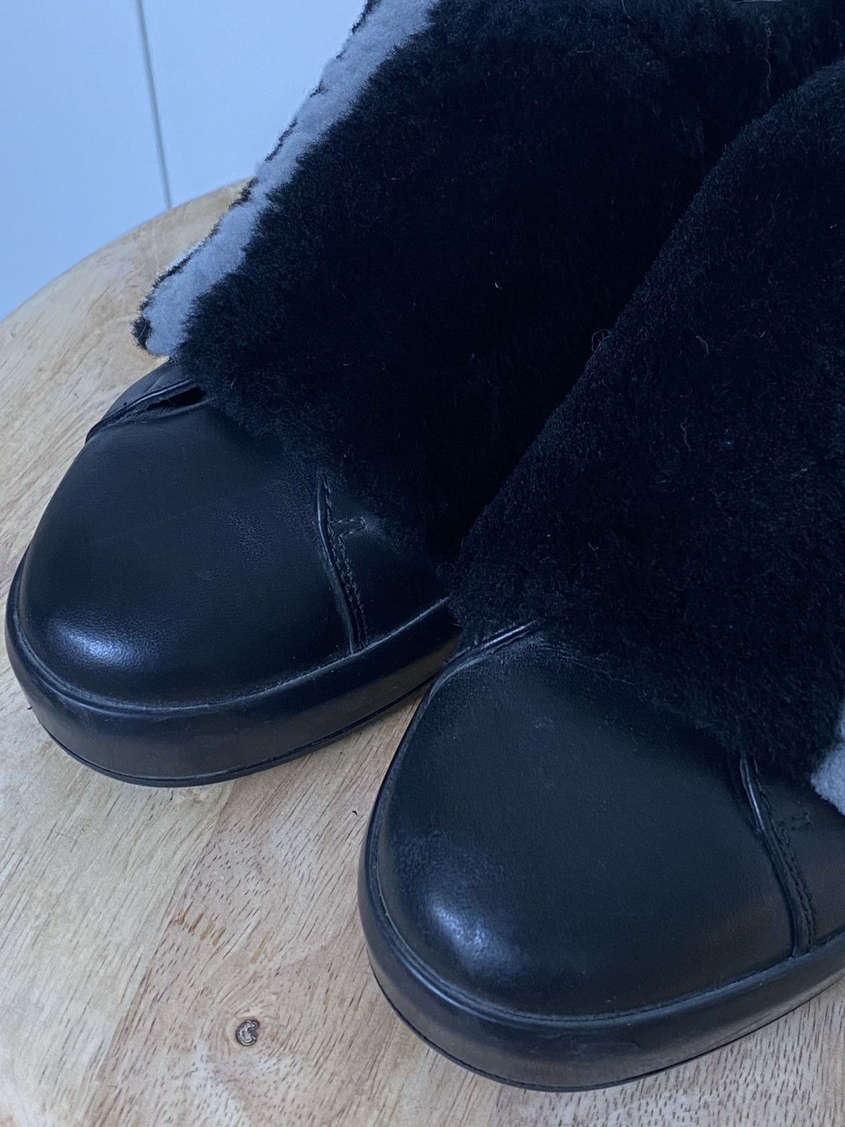 Prada Prada Low Top Leather Faux Fur Slip On sneakers Size US 8.5 / IT 38.5 - 2 Thumbnail