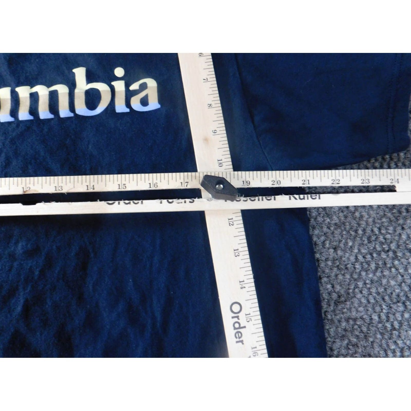 Vintage Columbia Mens T-Shirt Regular Large Blue Logo Shirt Short Sleeve Crew Neck Knit Cotton Breathable Classic Outdoors Size US L / EU 52-54 / 3 - 7 Thumbnail