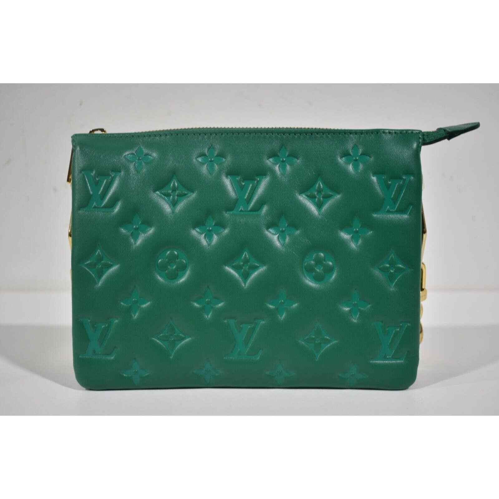 Louis Vuitton Louis Vuitton Coussin Emeraude Chain Shoulder Crossbody Bag Size ONE SIZE - 6 Thumbnail