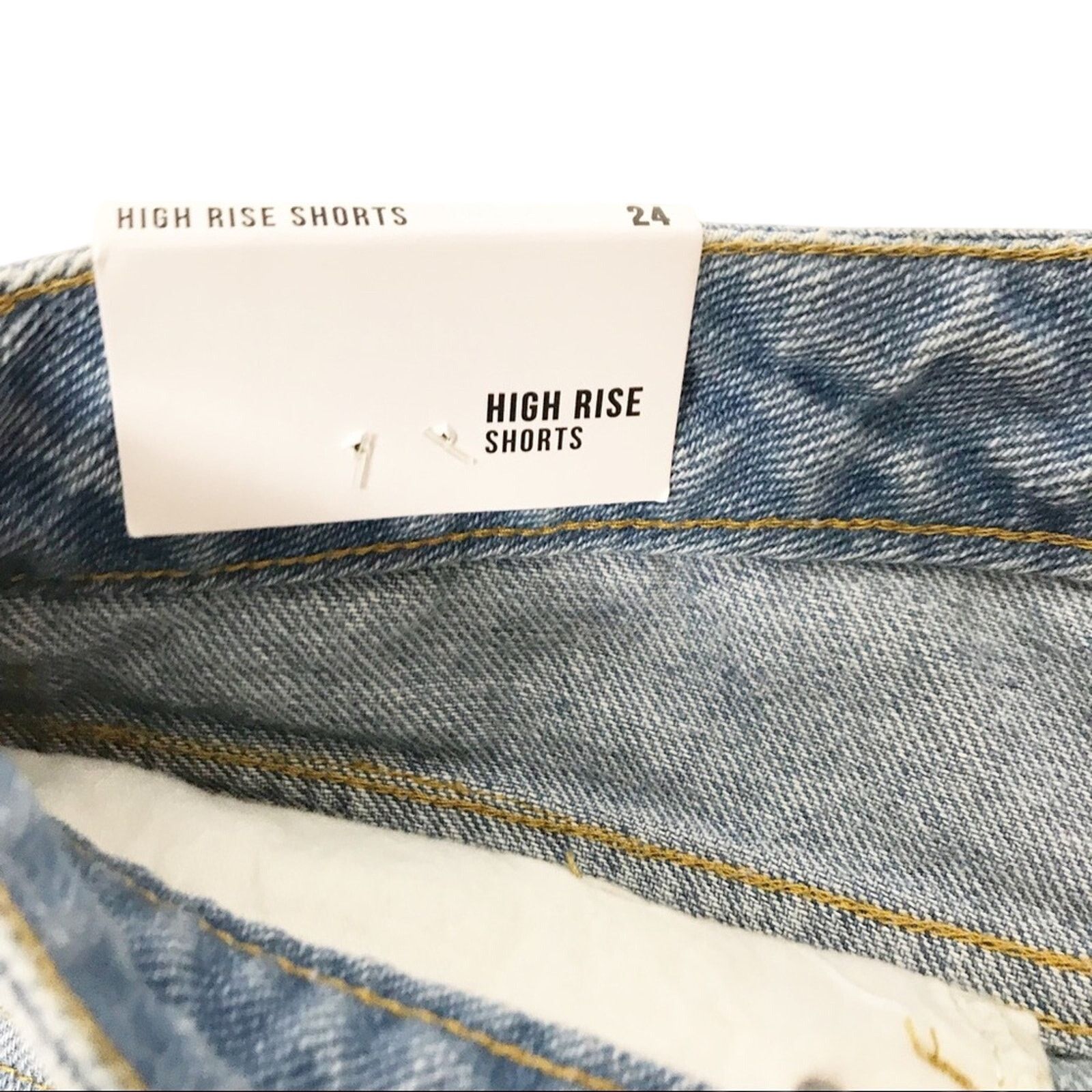 Forever 21 Forever 21 Sequin Pearl High Rise Jean Shorts Size 24" / US 00 / IT 34 - 5 Thumbnail