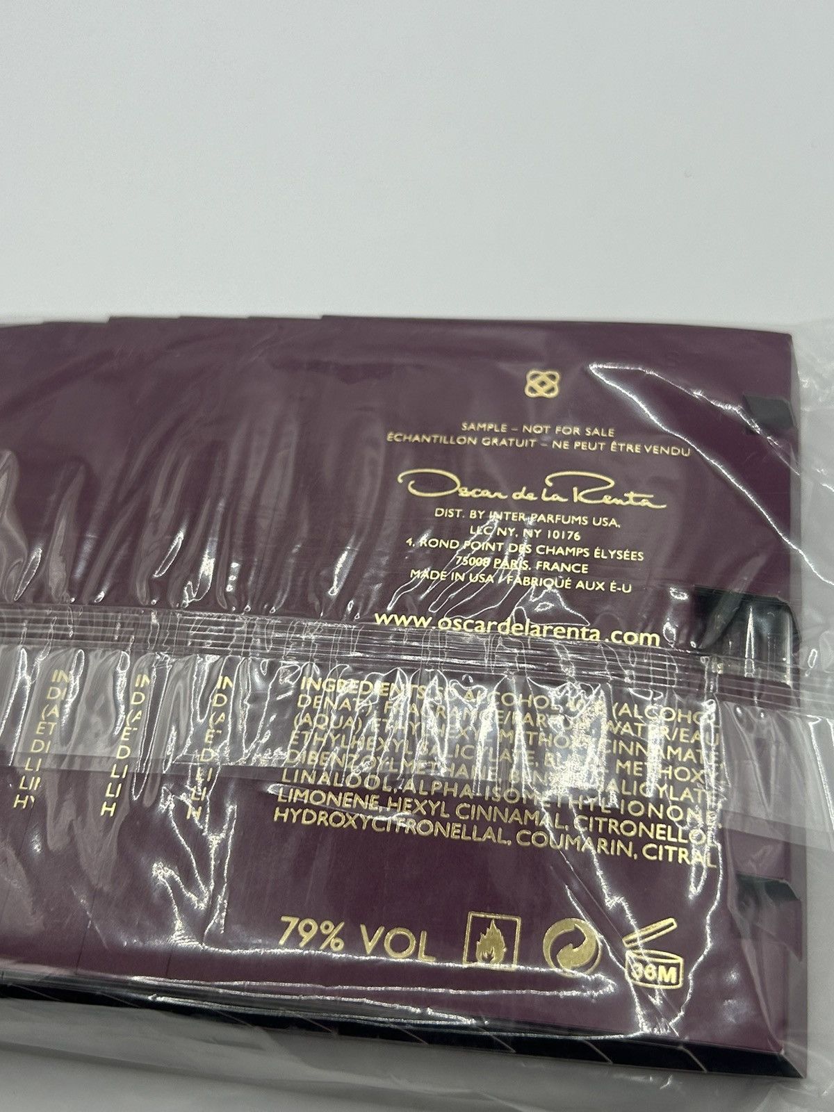 Oscar De La Renta Oscar Velvet By Oscar De La Renta 0.6 Oz Samples 10 Pack Size ONE SIZE - 5 Thumbnail