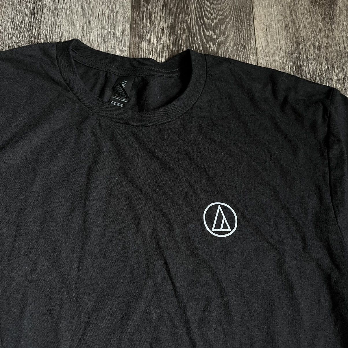 Band Tees Audio Technica Turntable Record Player Zoetrope Graphic Tee Size US L / EU 52-54 / 3 - 4 Thumbnail