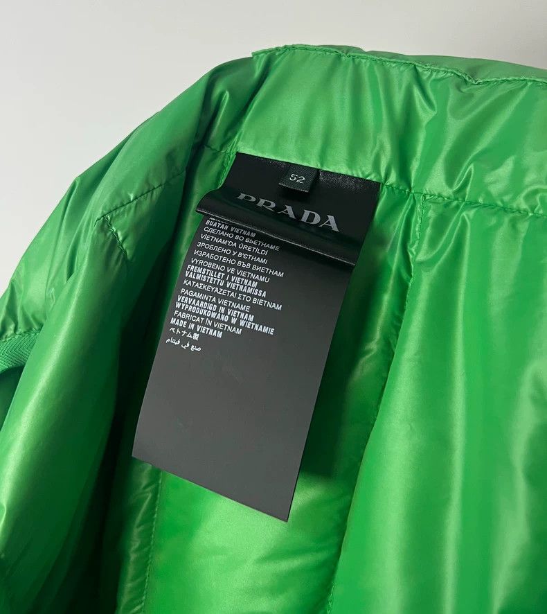 Prada Prada Down jacket vest 2501-Nextarrow Size US L / EU 52-54 / 3 - 5 Thumbnail